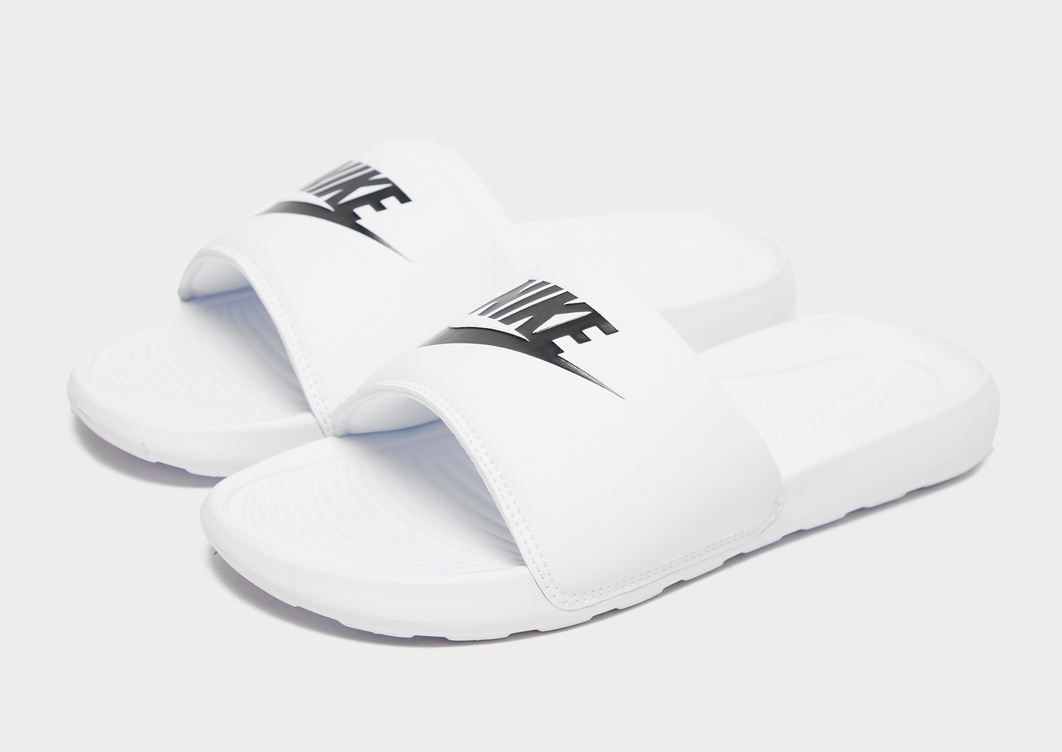 Damskie NIKE VICTORI ONE SLIDES  CN9677-100 Biały