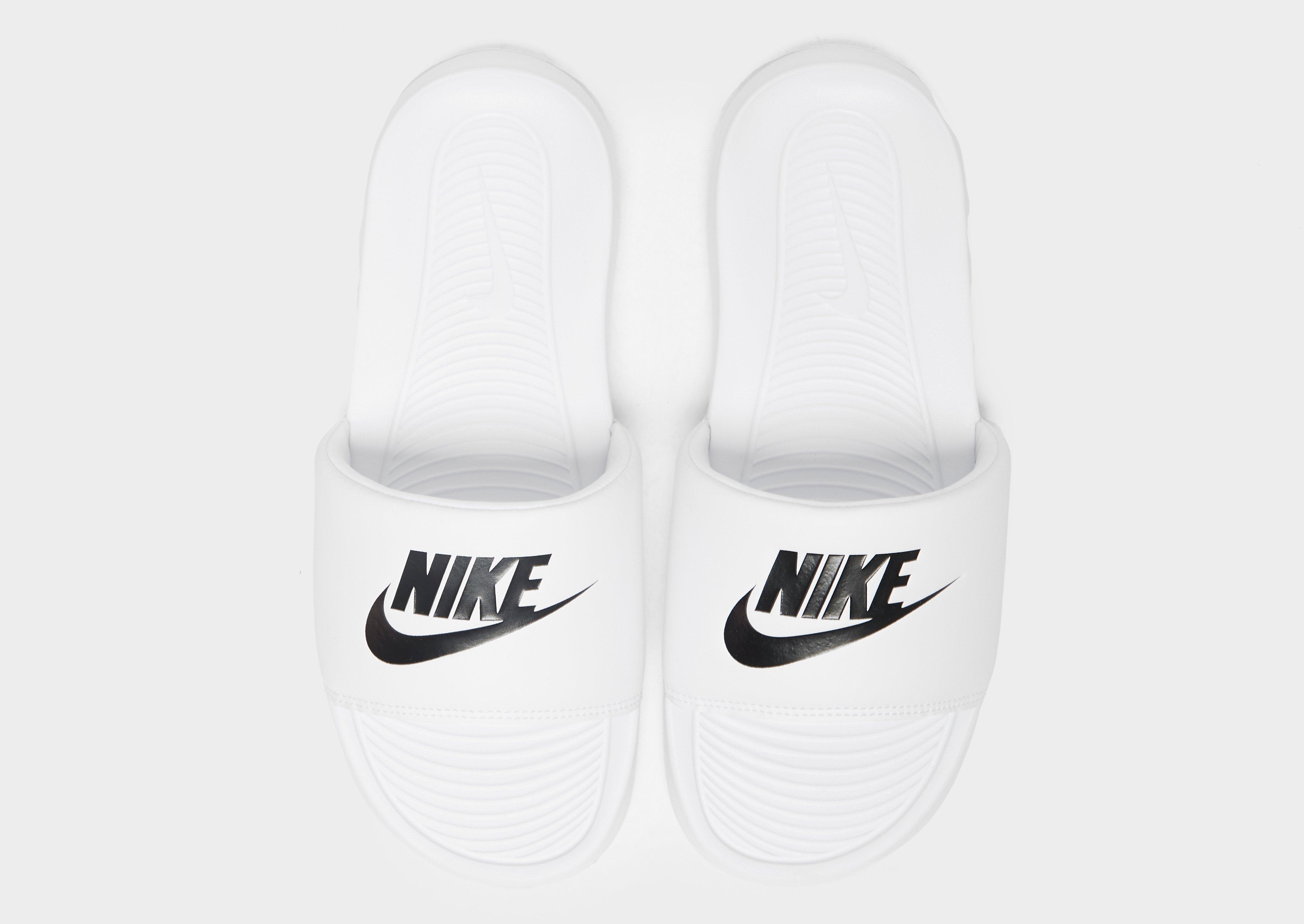 Damskie NIKE VICTORI ONE SLIDES  CN9677-100 Biały