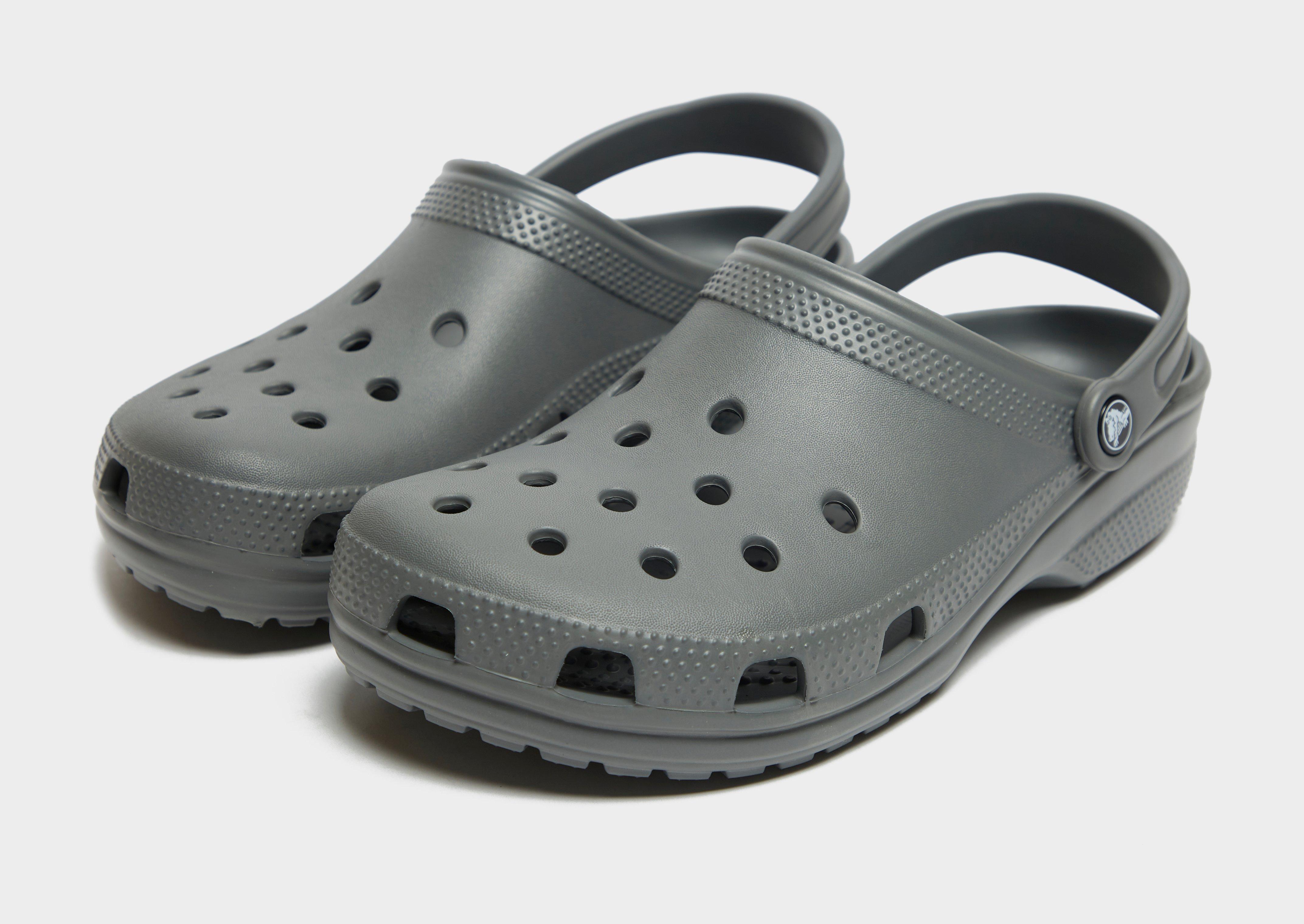 Șlapi pentru bărbați CROCS CLASSIC CLOG  100010DA Gri