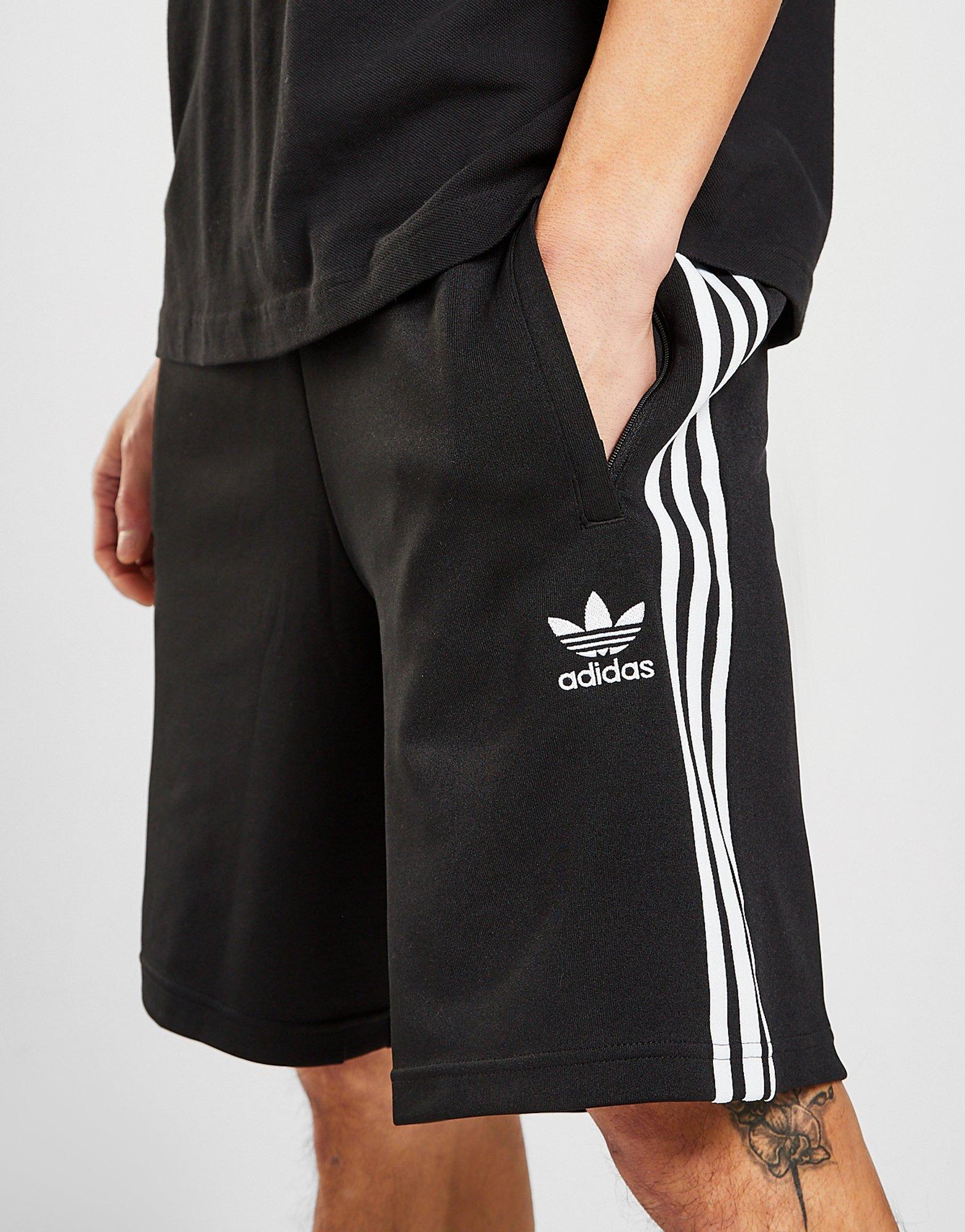 Pánske šortky ADIDAS ŠORTKY  SUPERSTAR SHORTS GU8214 Čierna