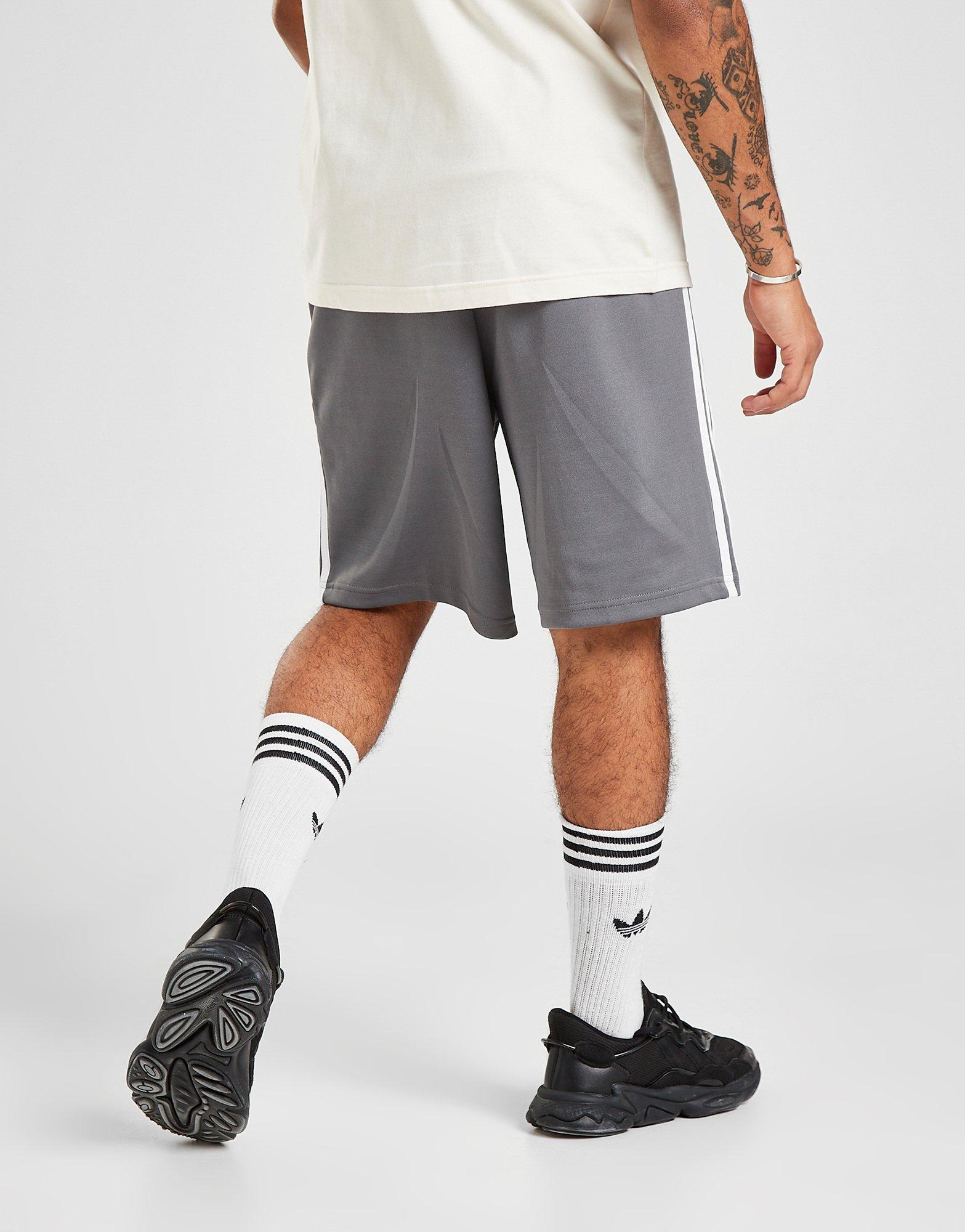 Pánske šortky ADIDAS ŠORTKY  SUPERSTAR SHORTS HB8461 Sivá