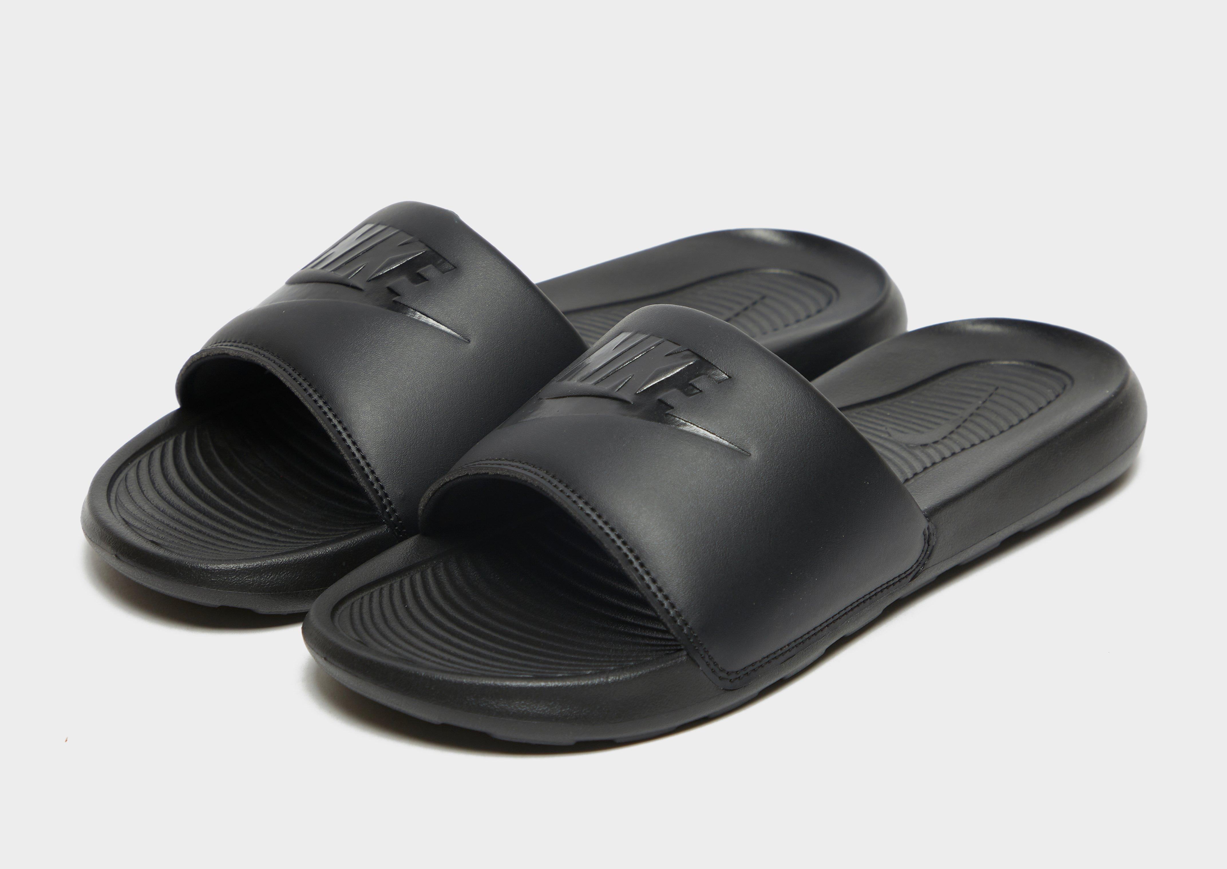 Šlepetės vyrams NIKE VICTORI ONE SLIDE  CN9675-003 Juoda
