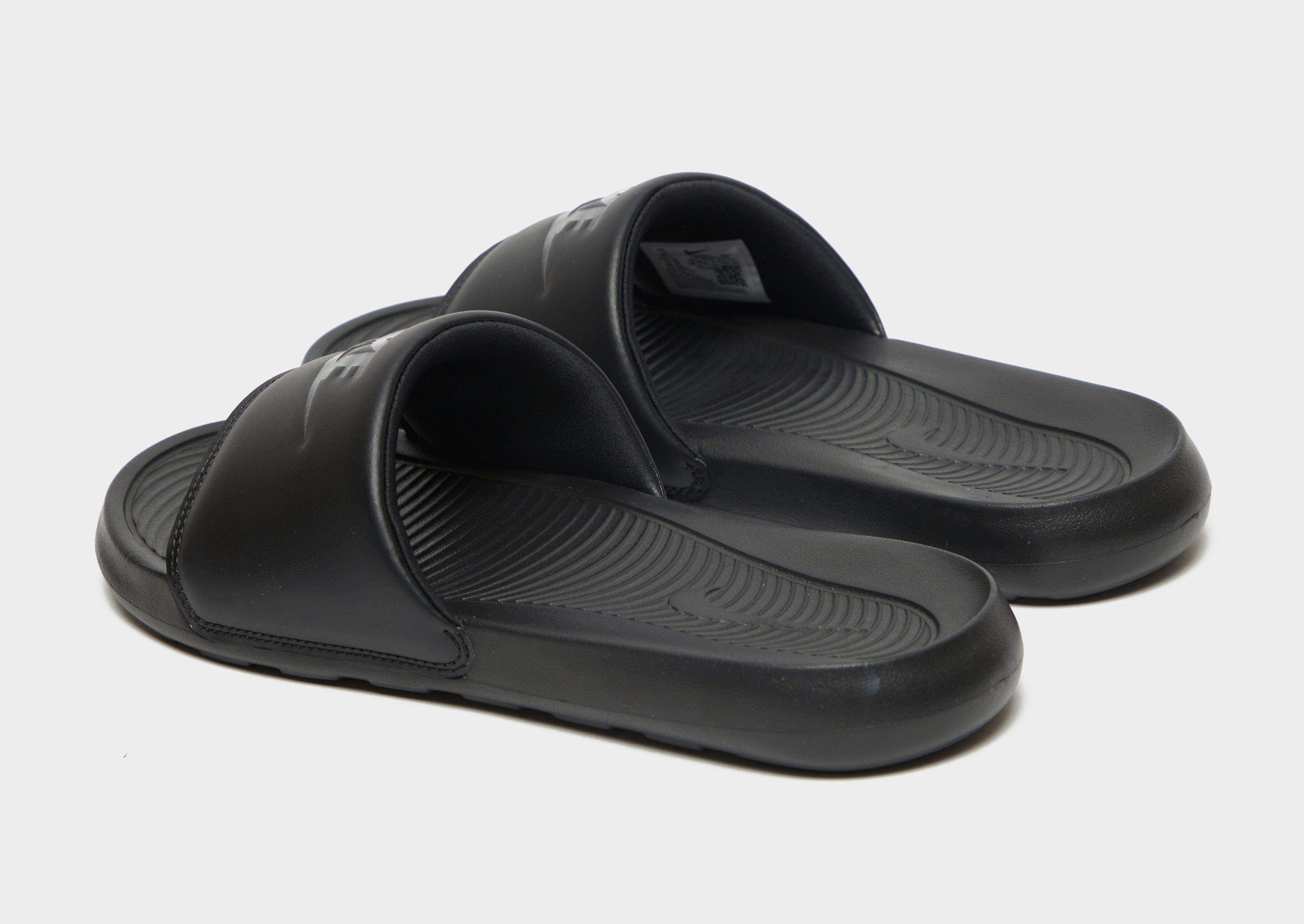 Šlepetės vyrams NIKE VICTORI ONE SLIDE  CN9675-003 Juoda