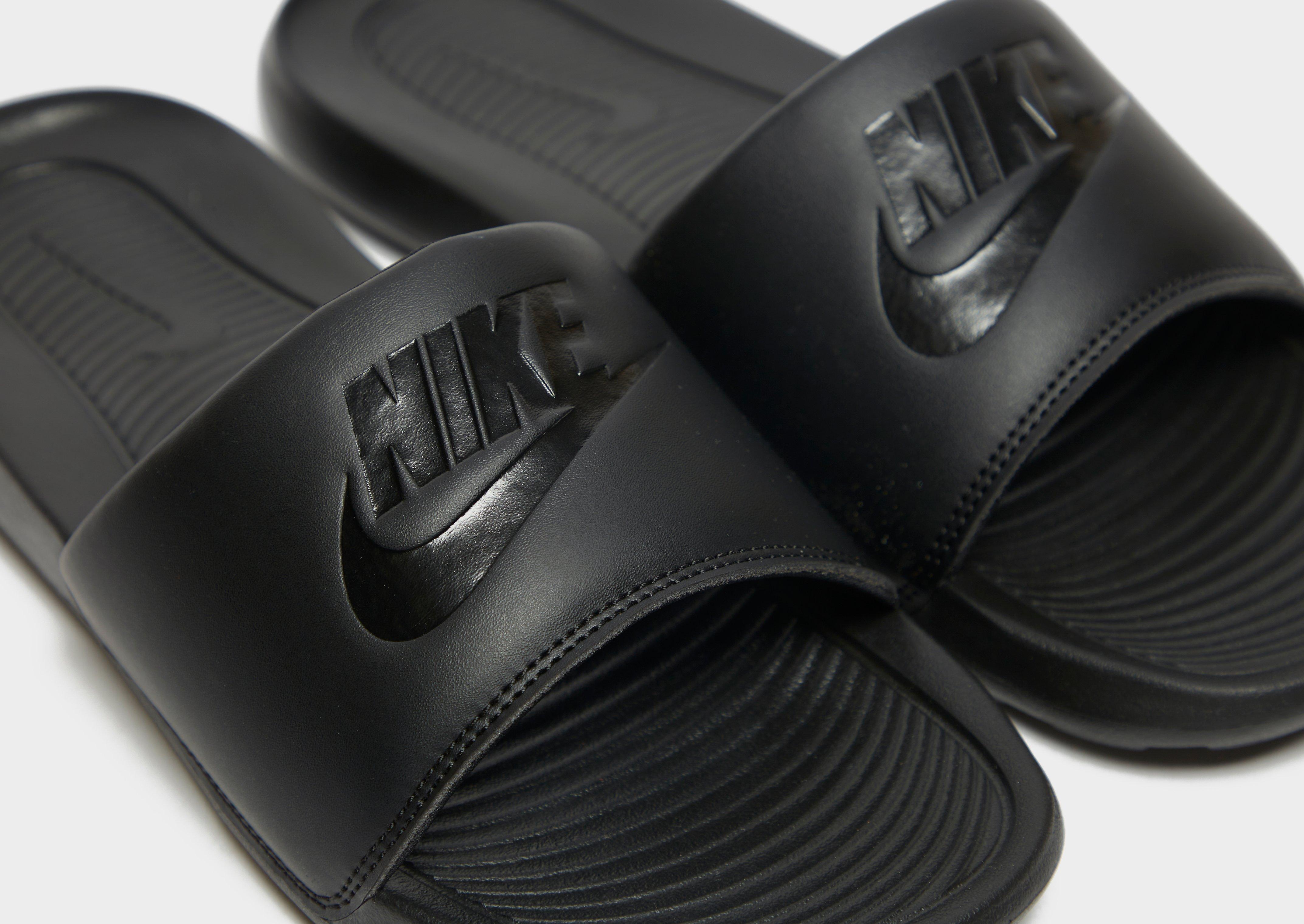 Šlepetės vyrams NIKE VICTORI ONE SLIDE  CN9675-003 Juoda