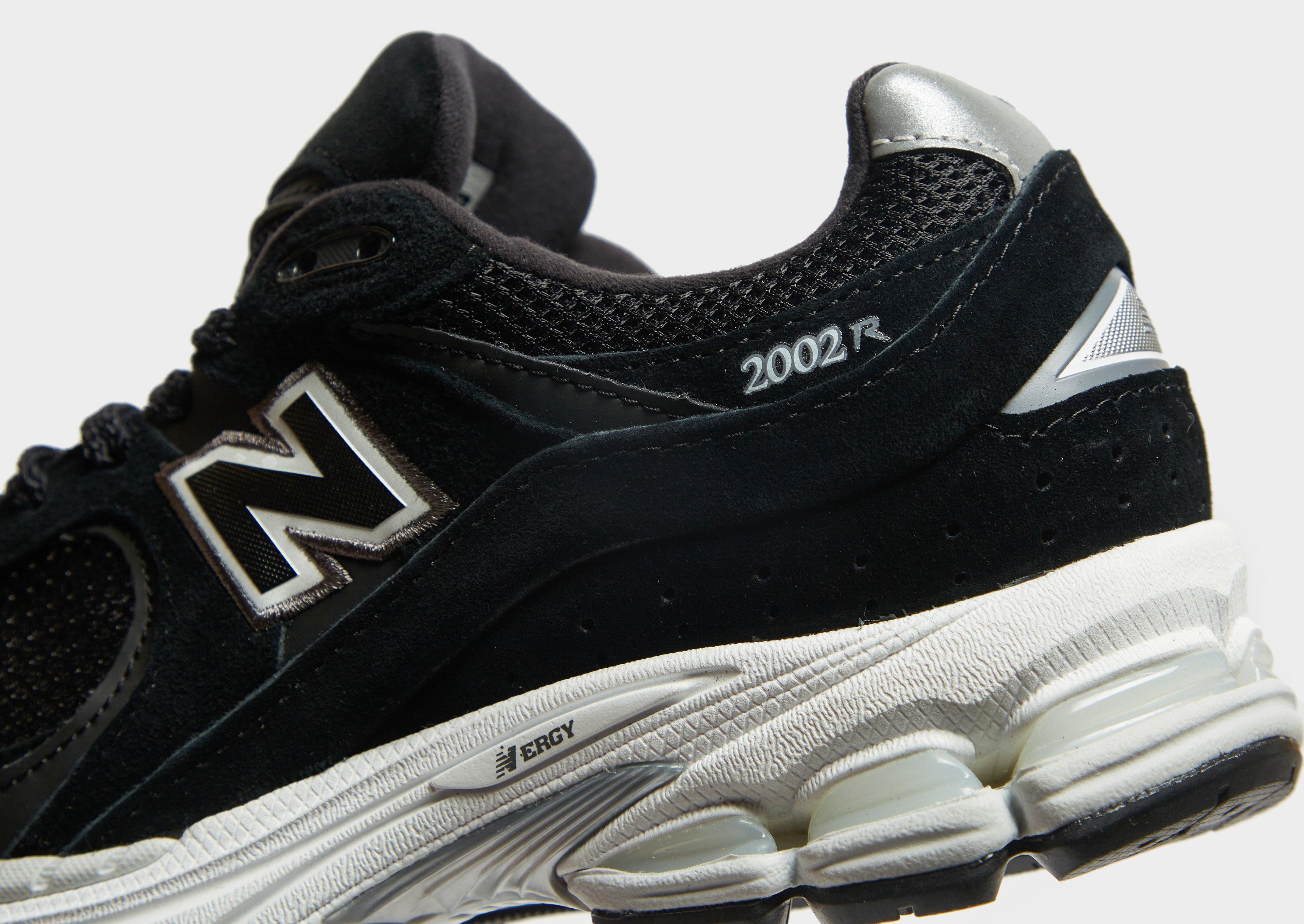 Kedai moterims NEW BALANCE 2002R  M2002RJB Juoda