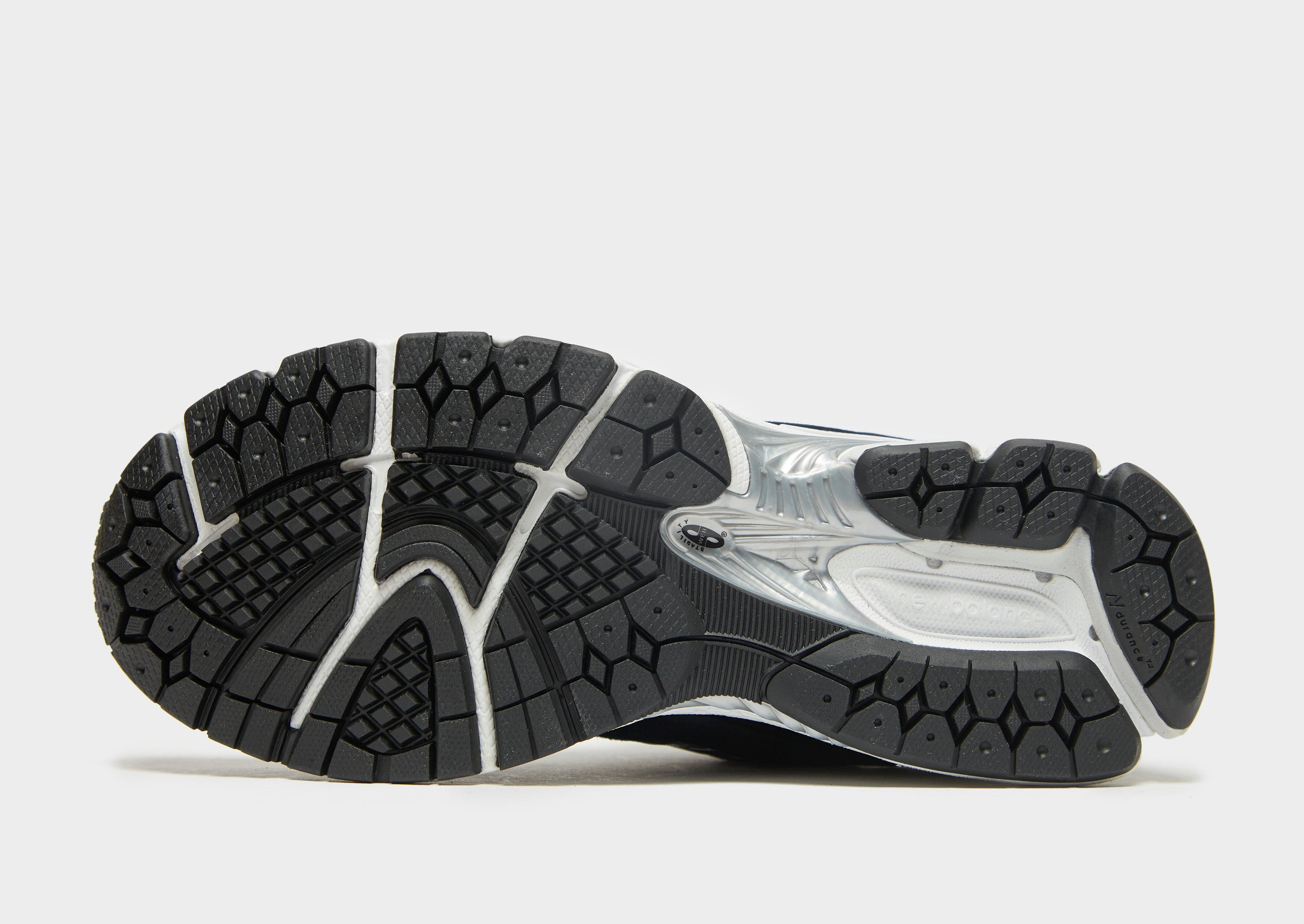 Kedai moterims NEW BALANCE 2002R  M2002RJB Juoda