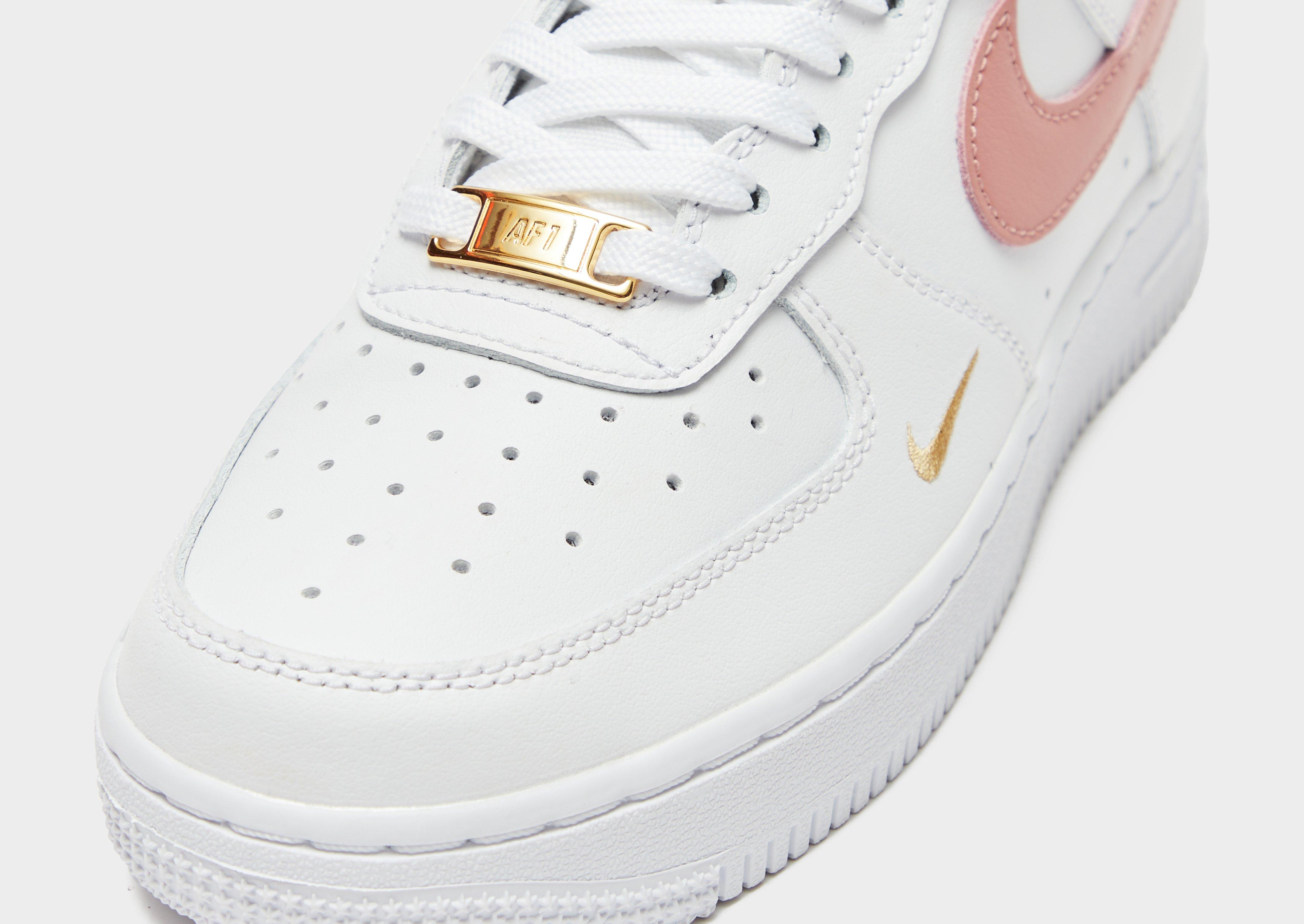Дамски обувки NIKE WMNS AIR FORCE 1 '07 ESS CZ0270-103 Многоцветен