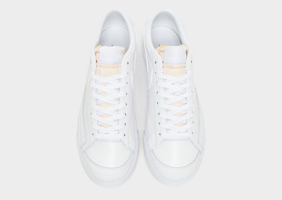Dámske tenisky NIKE BLAZER LOW PLATFORM  DJ0292-100 Biela