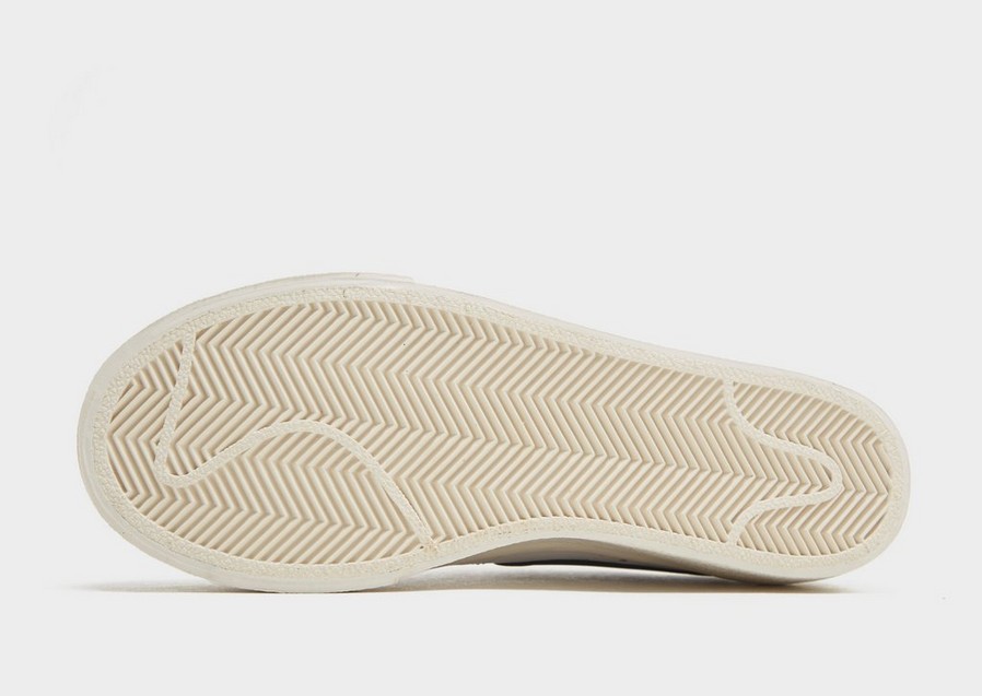 Buty sneakersy damskie NIKE BLAZER LOW PLATFORM  DJ0292-101 Biały