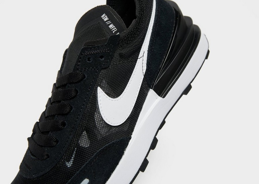 Дамски обувки NIKE WAFFLE ONE DC2533-001 Черен