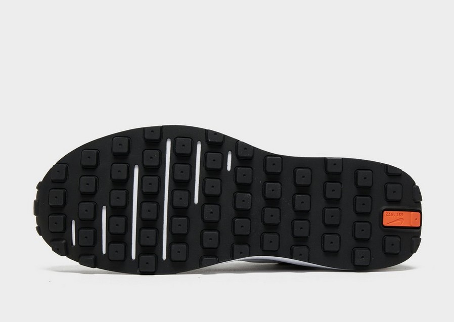Дамски обувки NIKE WAFFLE ONE DC2533-001 Черен