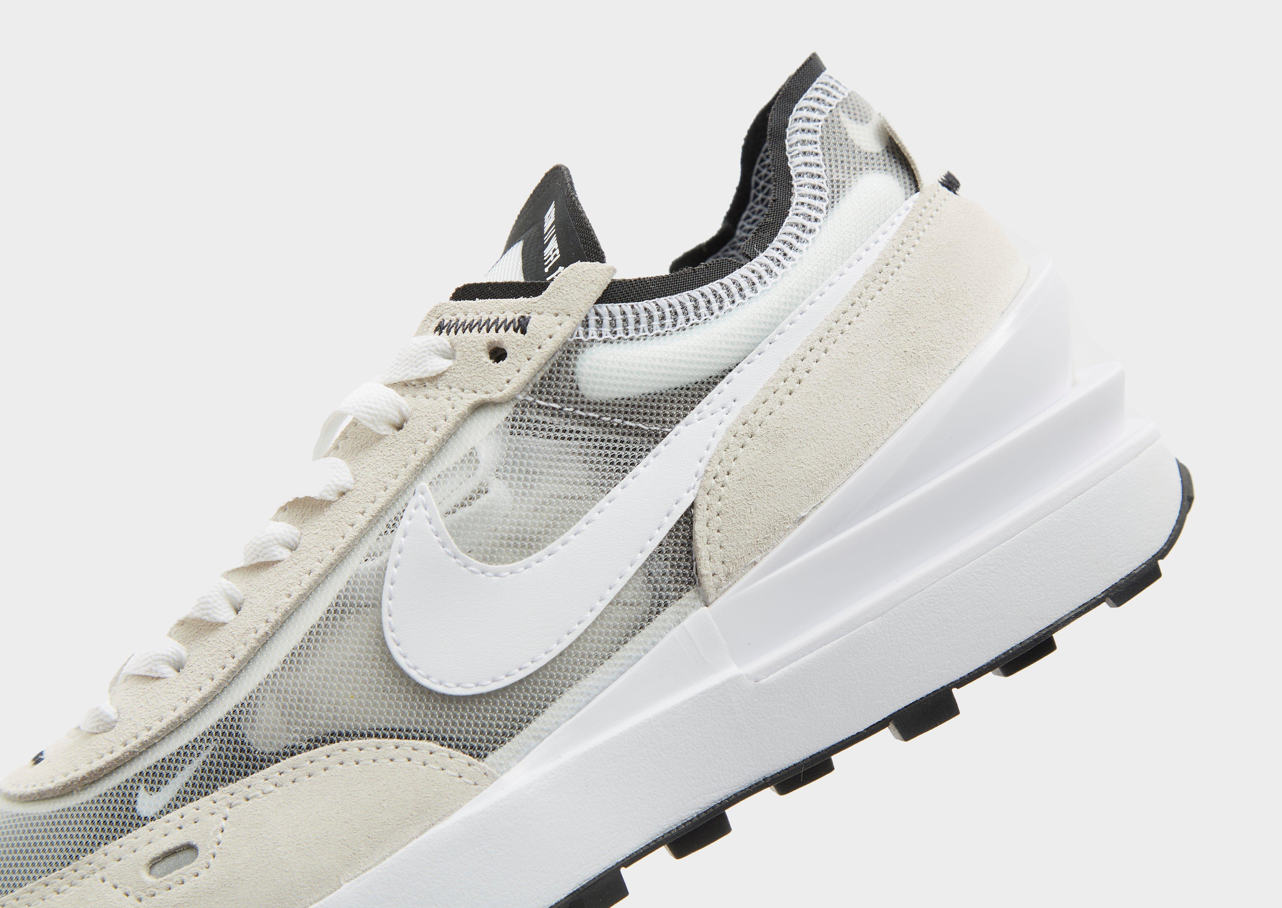 Adidași pentru bărbați NIKE WAFFLE ONE DA7995-100 Alb