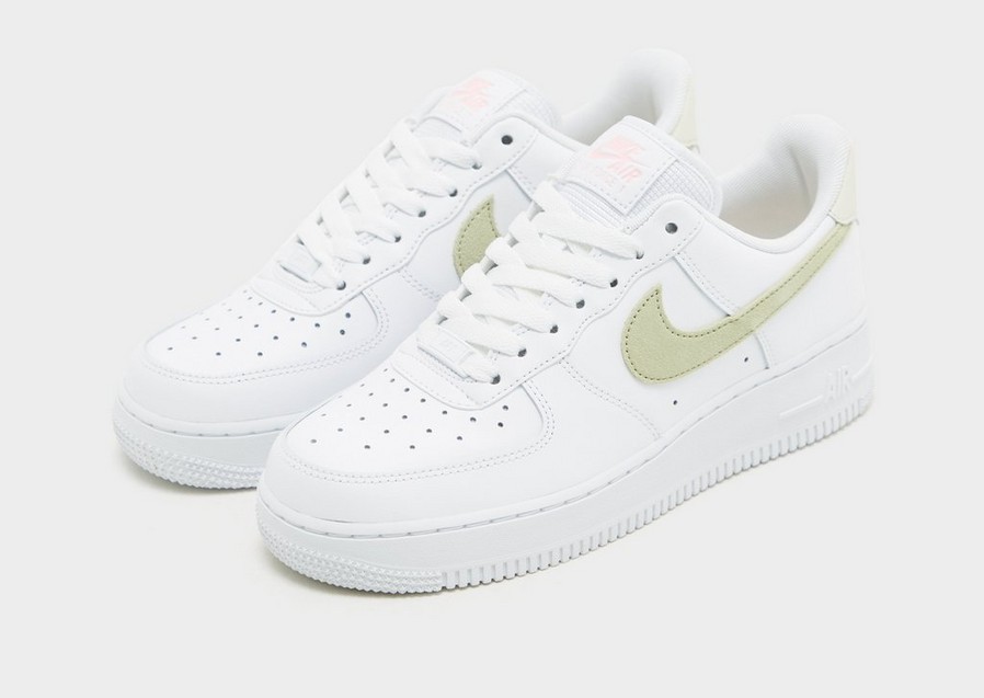 Дамски обувки NIKE WMNS NIKE AIR FORCE 1 '07 J1 DM2876-100 Бял