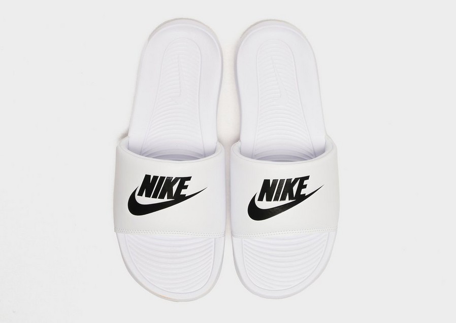 Șlapi pentru bărbați NIKE VICTORI ONE SLIDE  CN9675-100 Alb