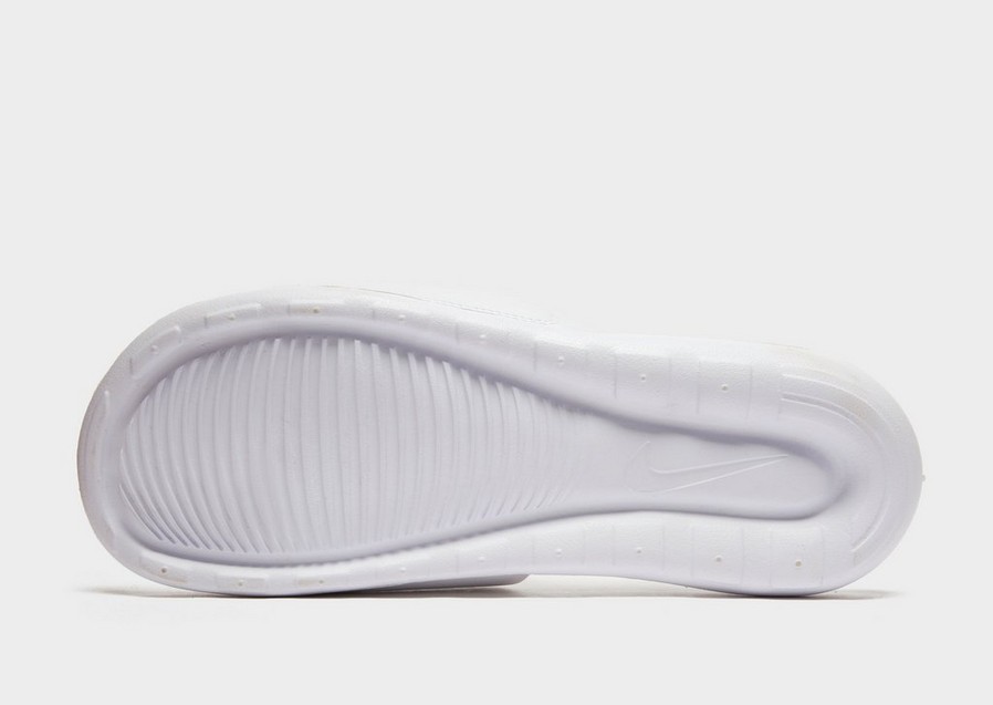 Șlapi pentru bărbați NIKE VICTORI ONE SLIDE  CN9675-100 Alb