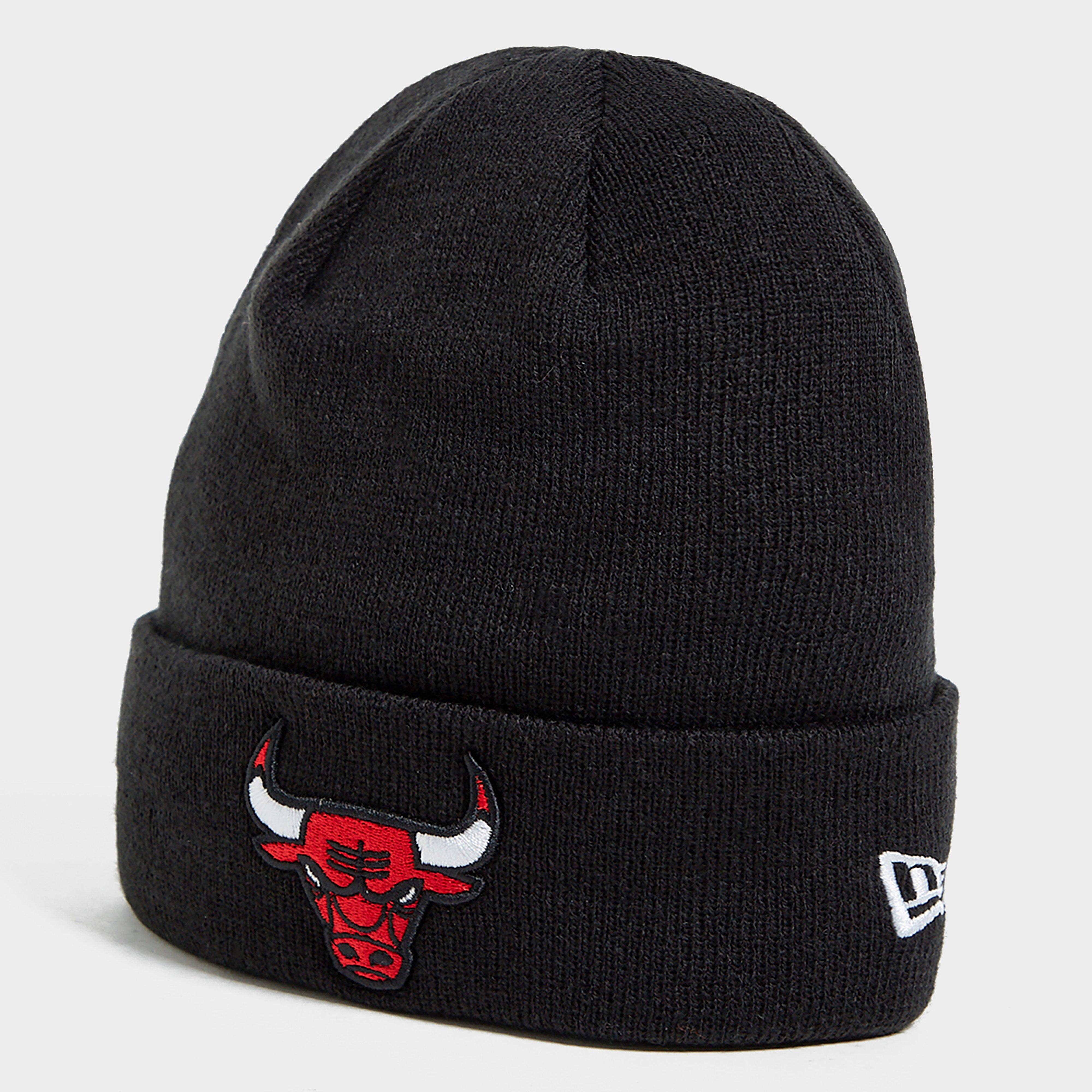 Dámska zimná čiapka NEW ERA ČIAPKA ZIMNÁ ESSENTIAL CUFF KNIT BULLS CHICAGO BULLS