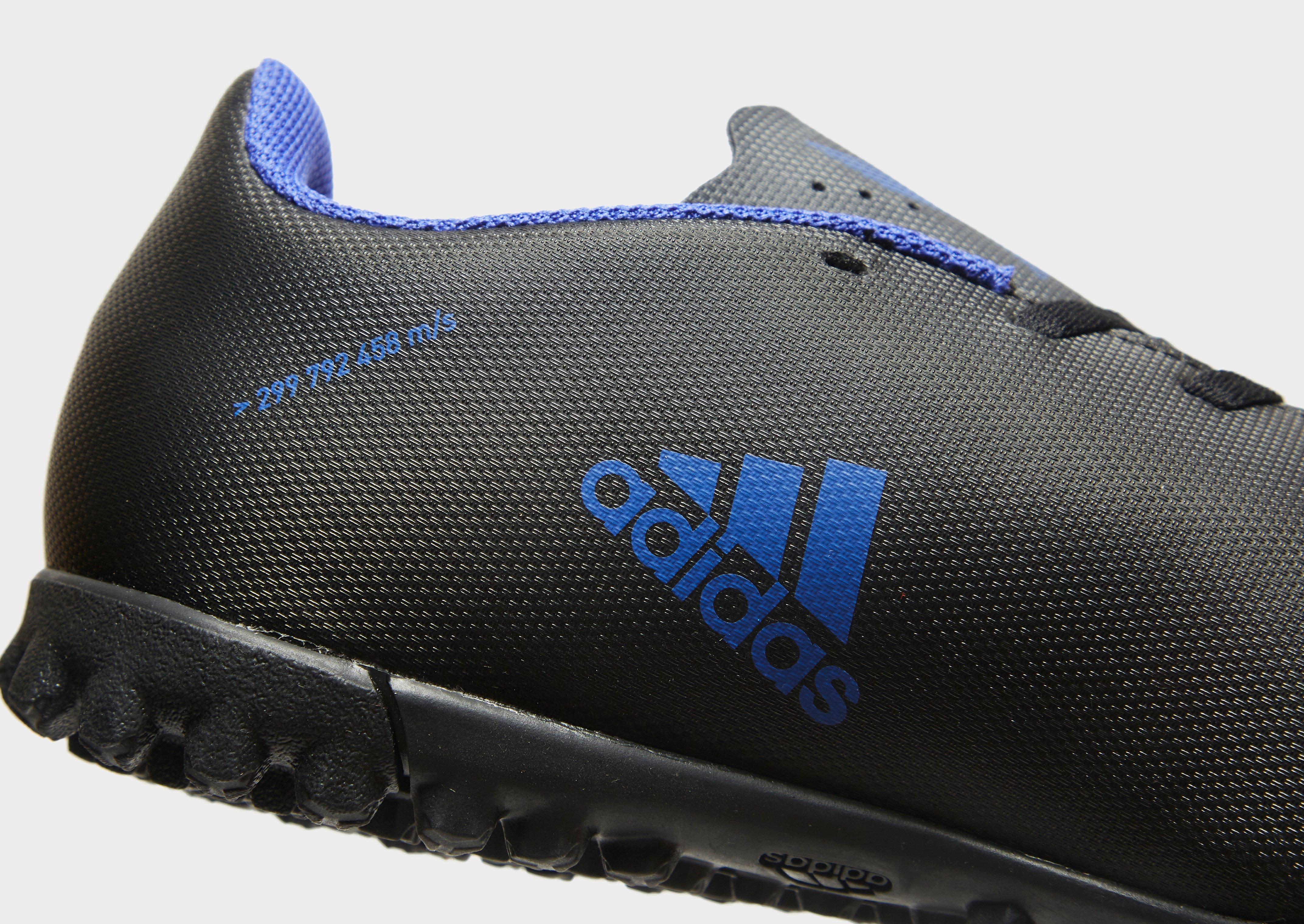 ADIDAS ESCAPELIGHT X SPEEDFLOW .4 TF  FY3326 Fekete