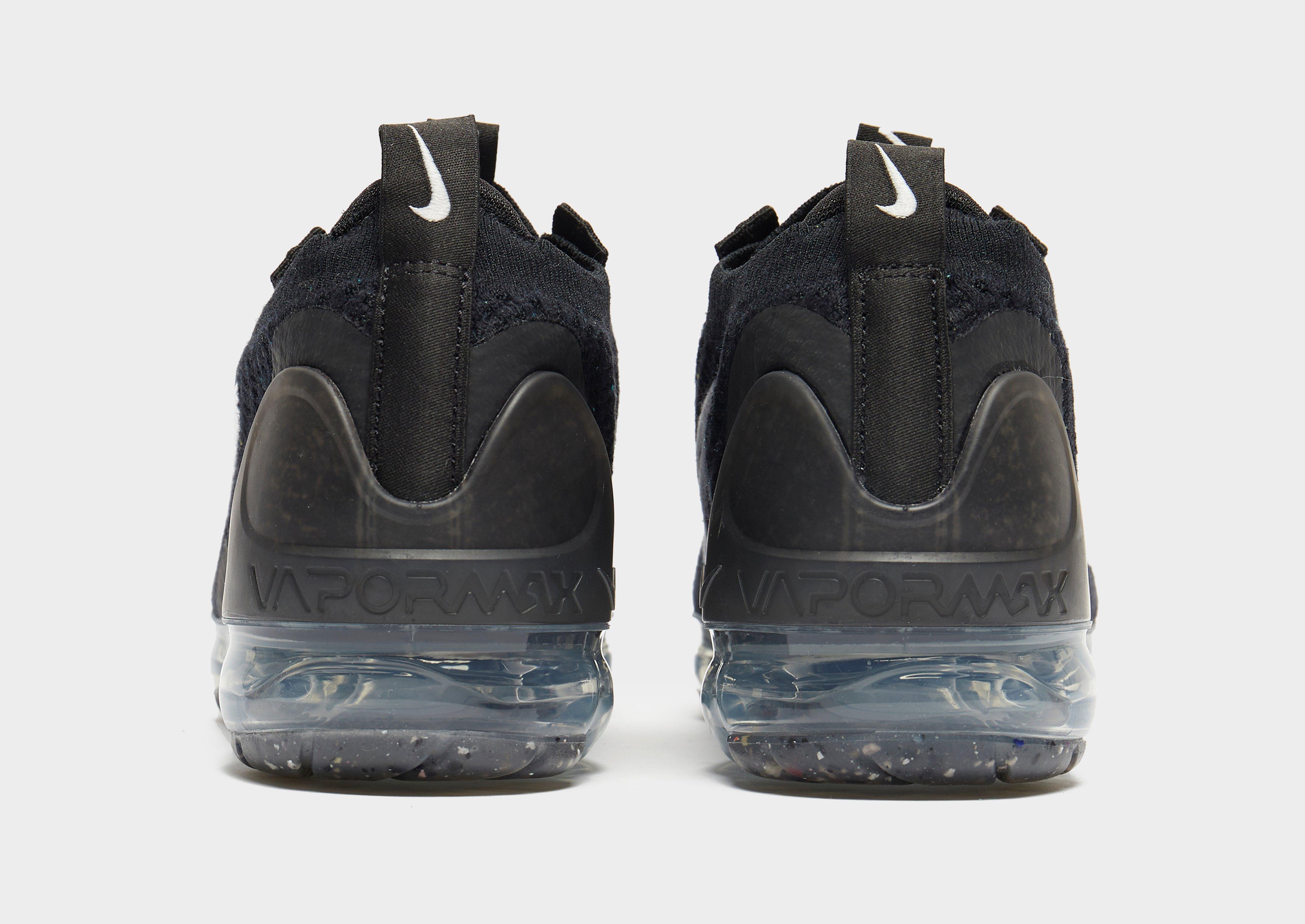 Kedai moterims NIKE AIR VAPORMAX 2021  DC4112-002 Juoda