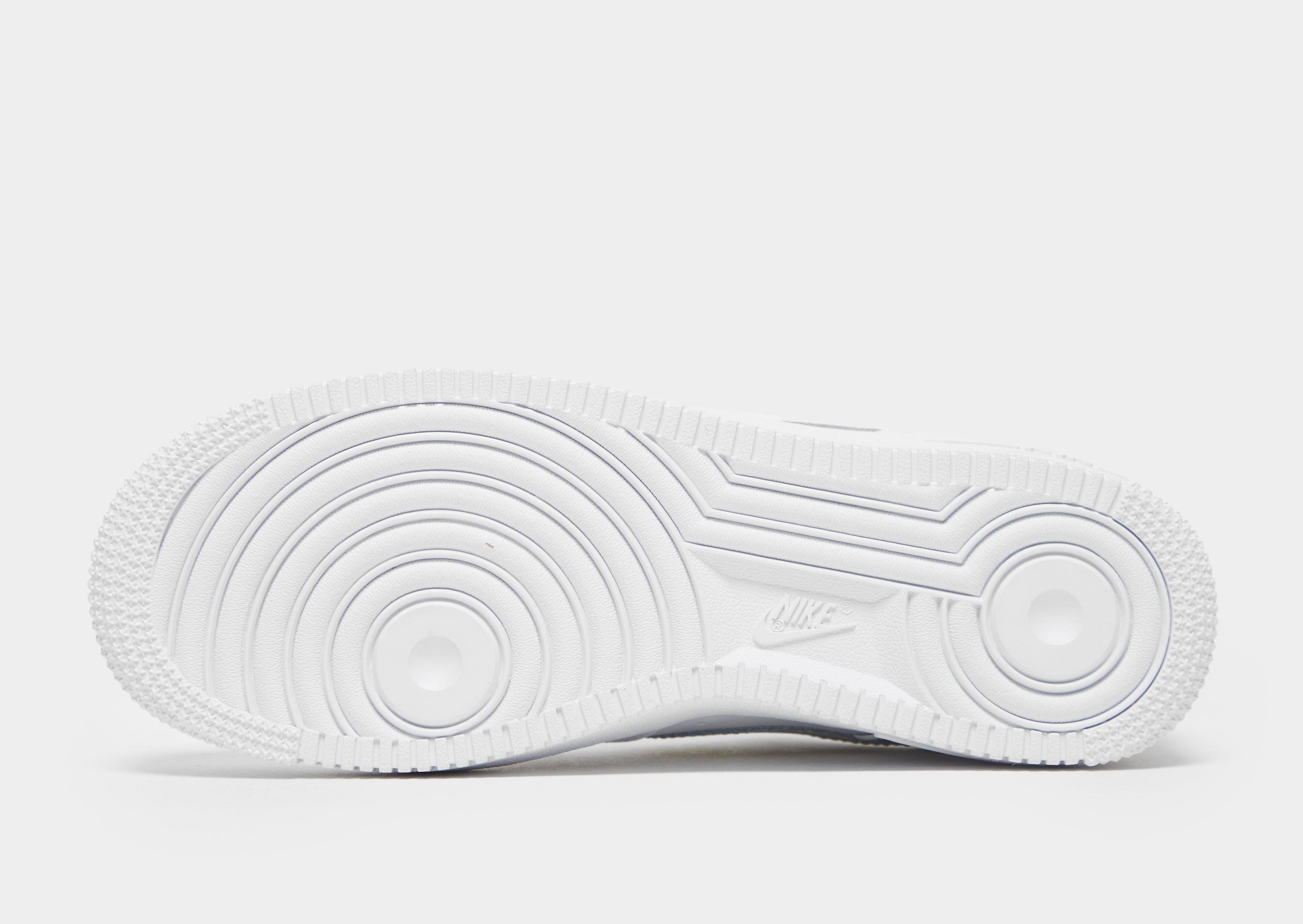 WMNS+NIKE+AIR+FORCE+1+LO+PRM.png