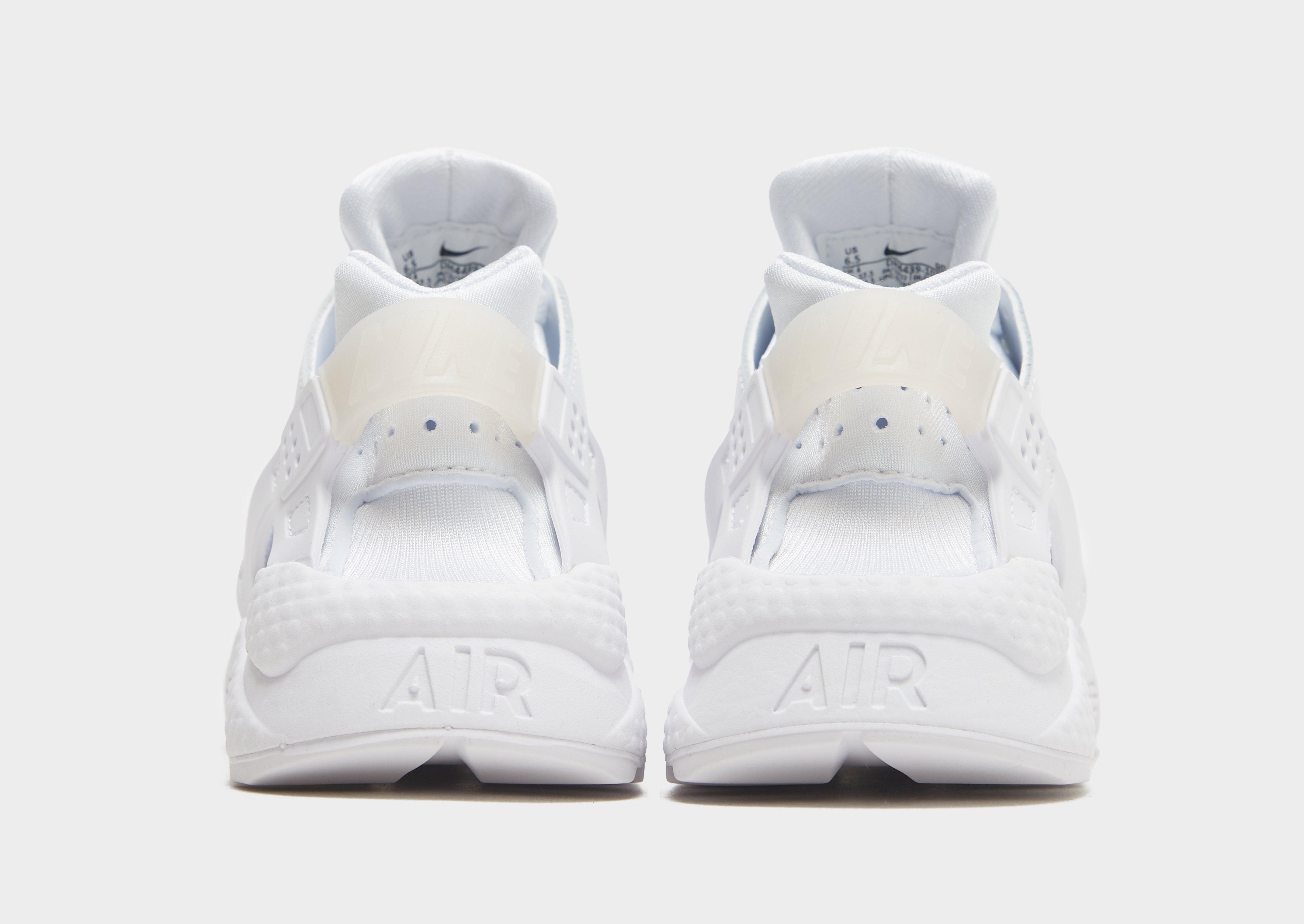 Дамски обувки NIKE AIR HUARACHE  DH4439-102 Бял