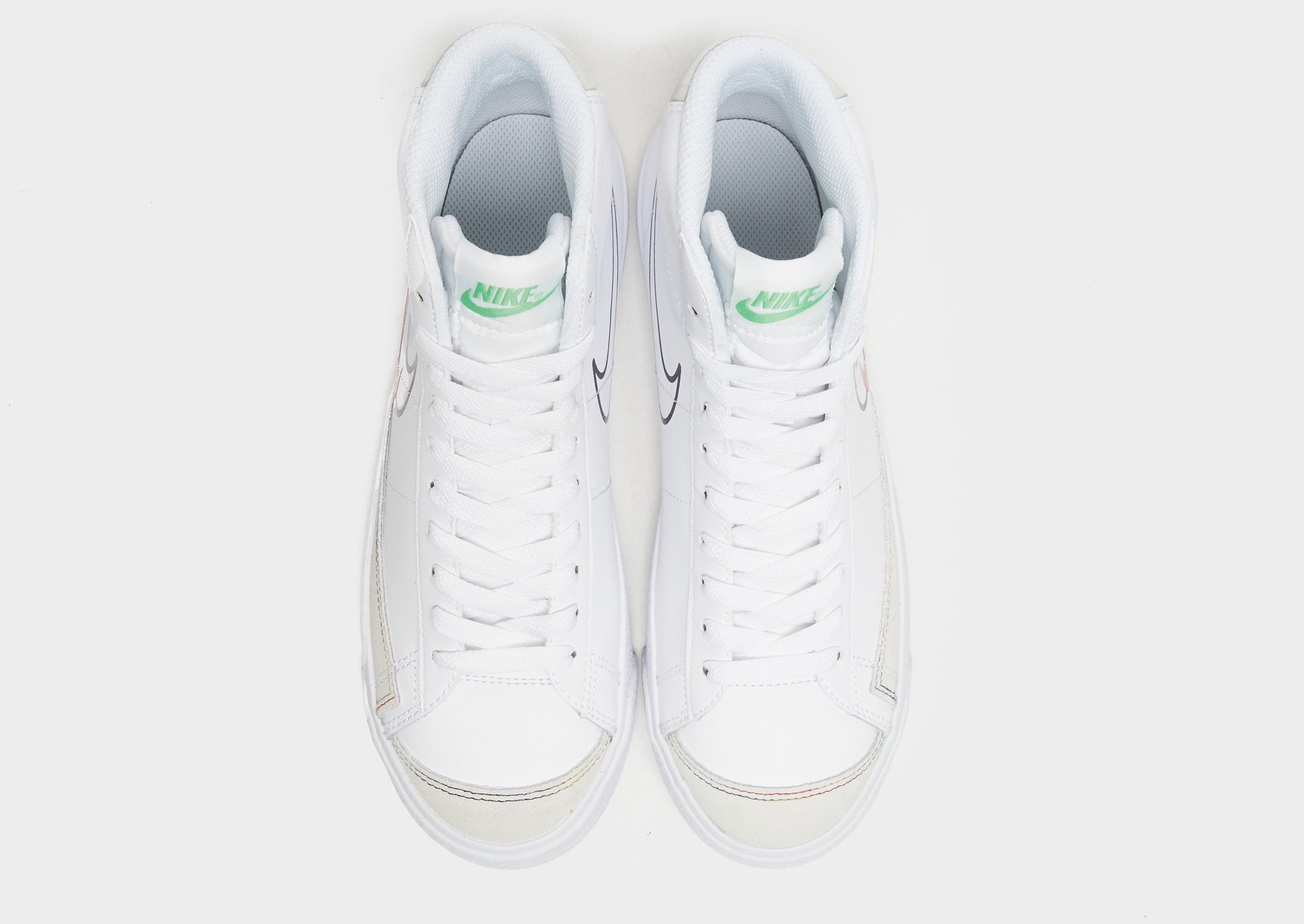 Adidași pentru copii NIKE BLAZER MID '77  DM9475-100 Alb