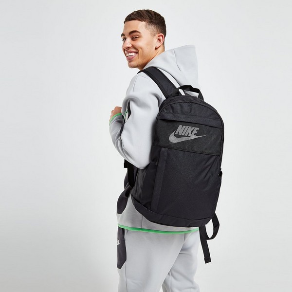 Back to school: Forever Forward. Checklista na zakupy w JD NIKE PLECAK ELEMENTAL