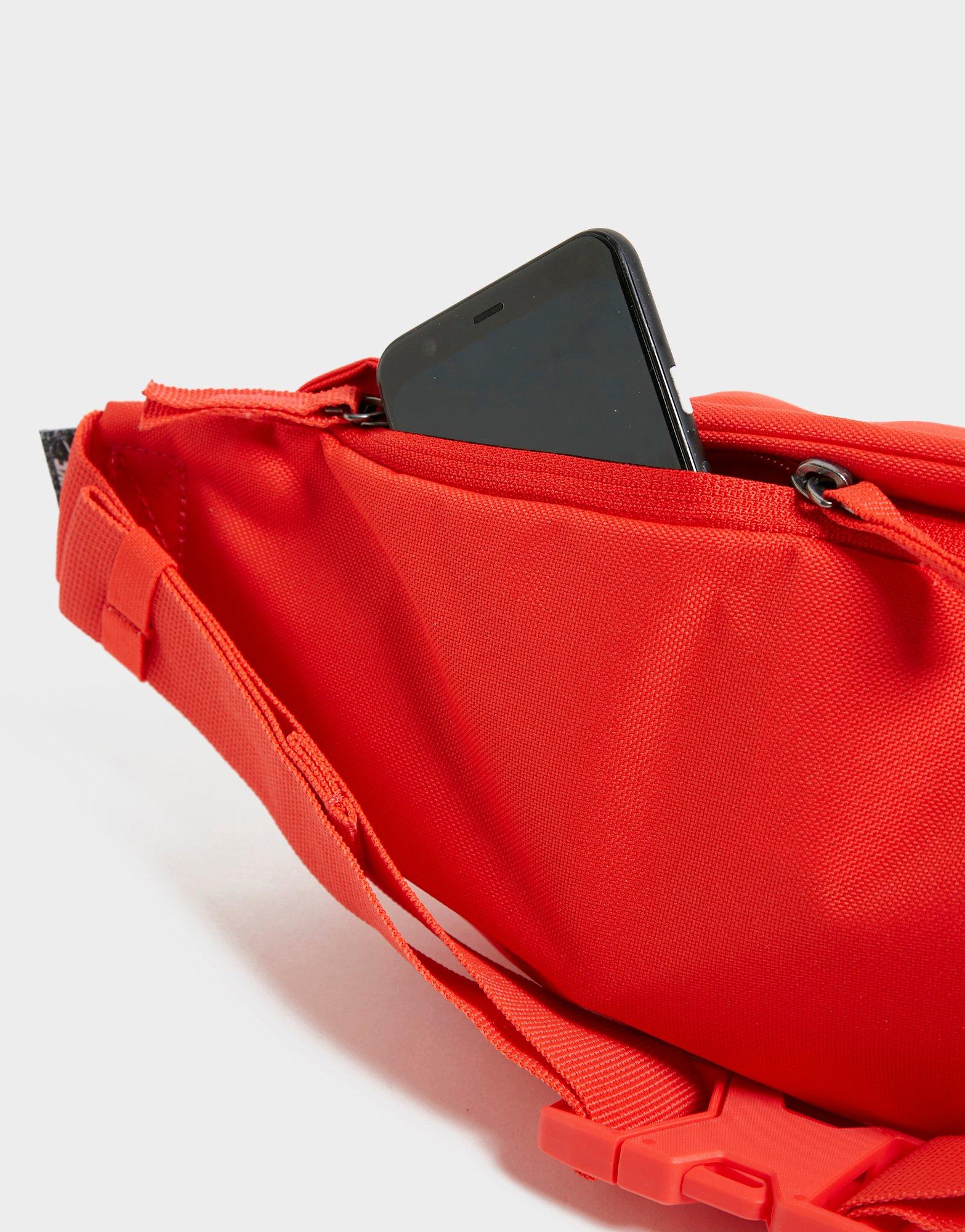 Damska NIKE NERKA HERITAGE HIP BAG DB0490-673 Czerwony