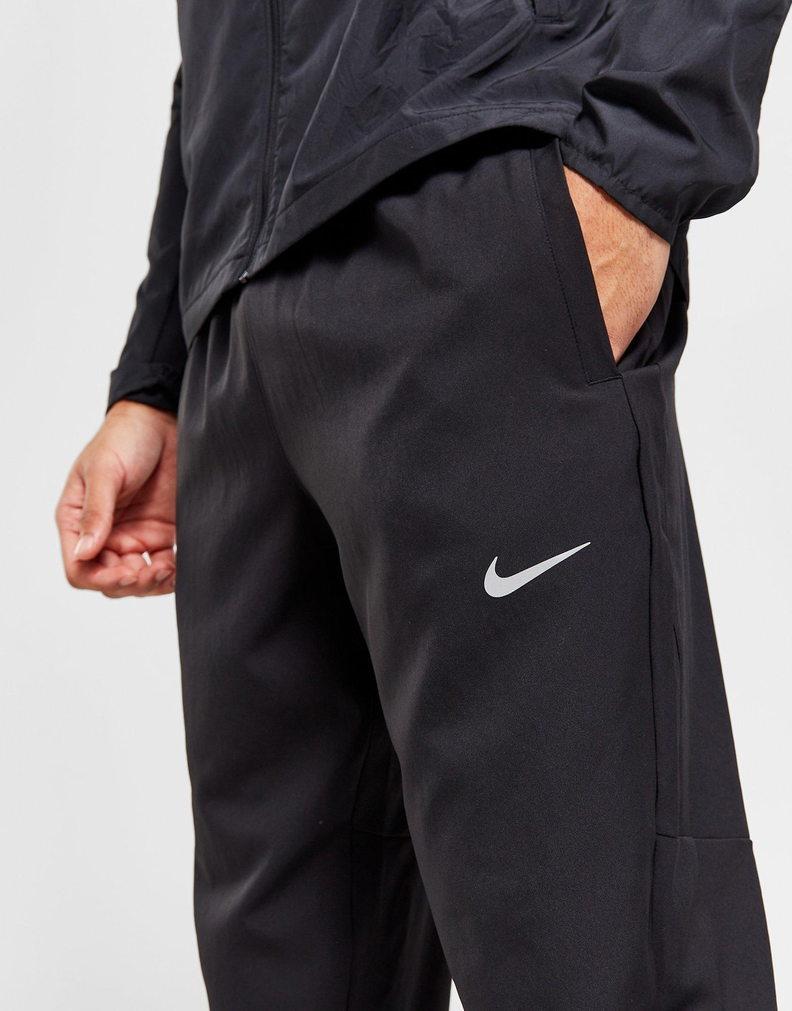 Мъжки панталони NIKE CHALLENGER WOVEN TRACK PANTS  DD4894-010 Черен