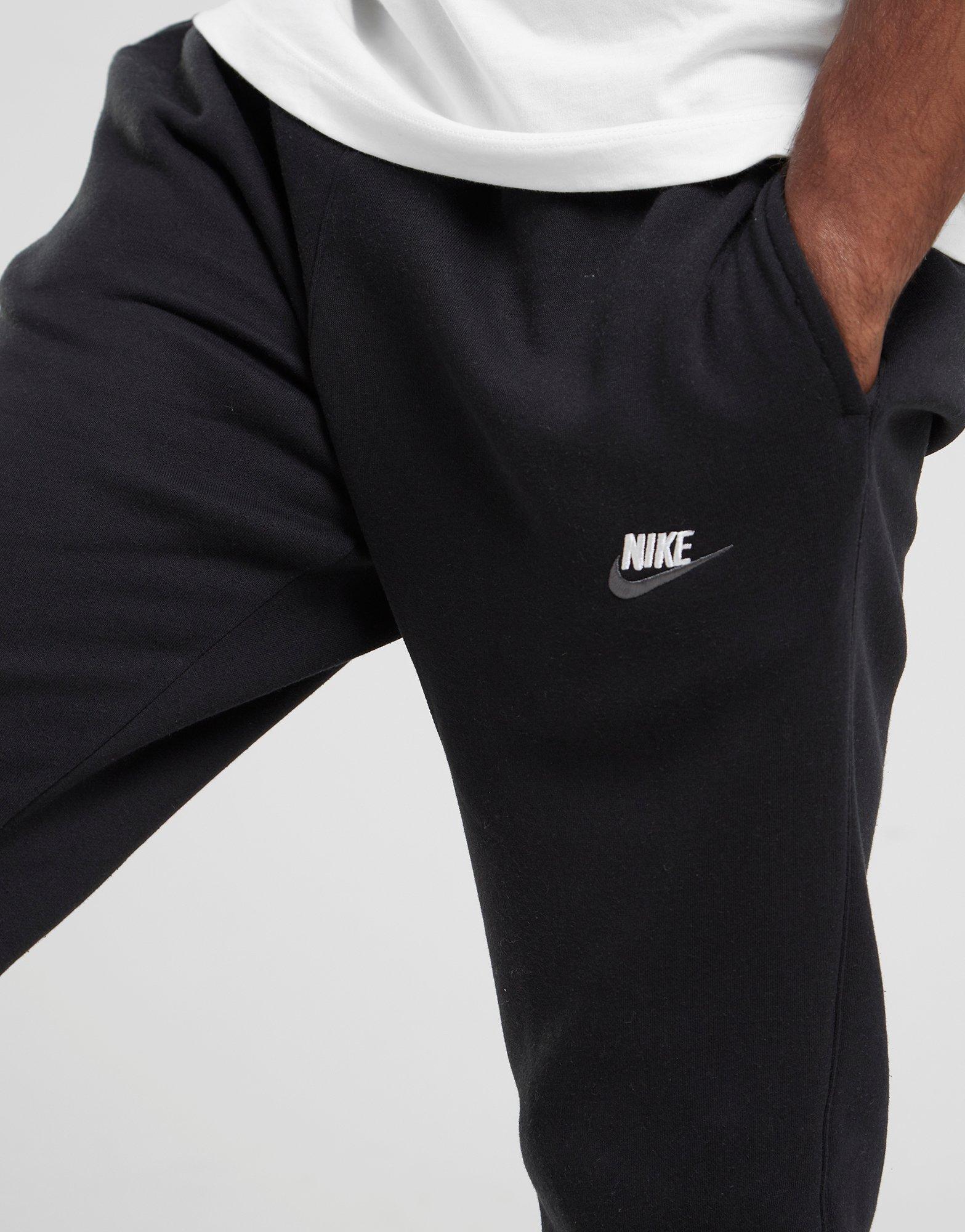 Pantaloni pentru bărbați NIKE PANTALONI  FOUNDATION FLEECE JOGGERS BV2671015 Negru