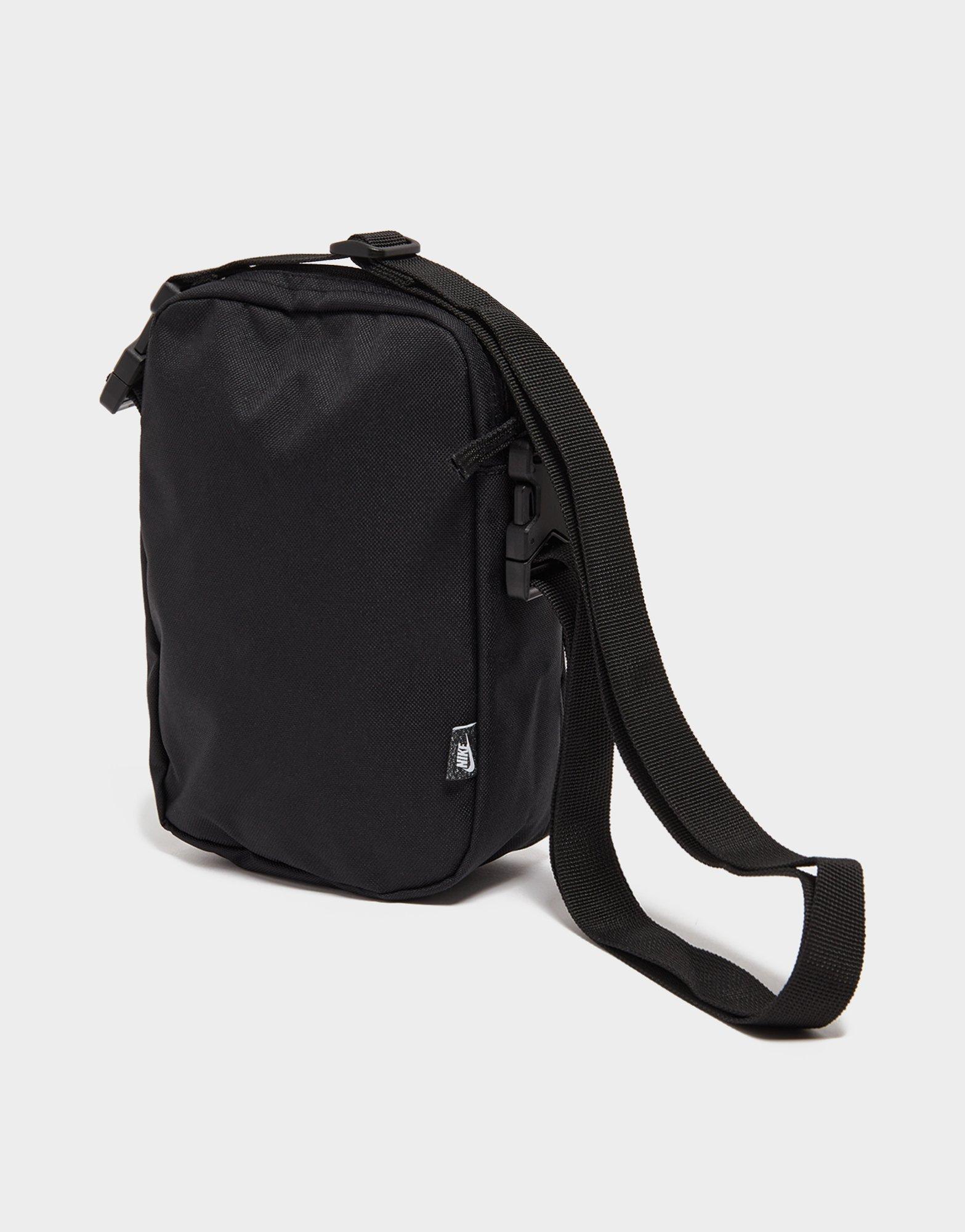 Dámska taška NIKE TAŠKA AIR MAX 2.0 BAG DM9840010 Čierna