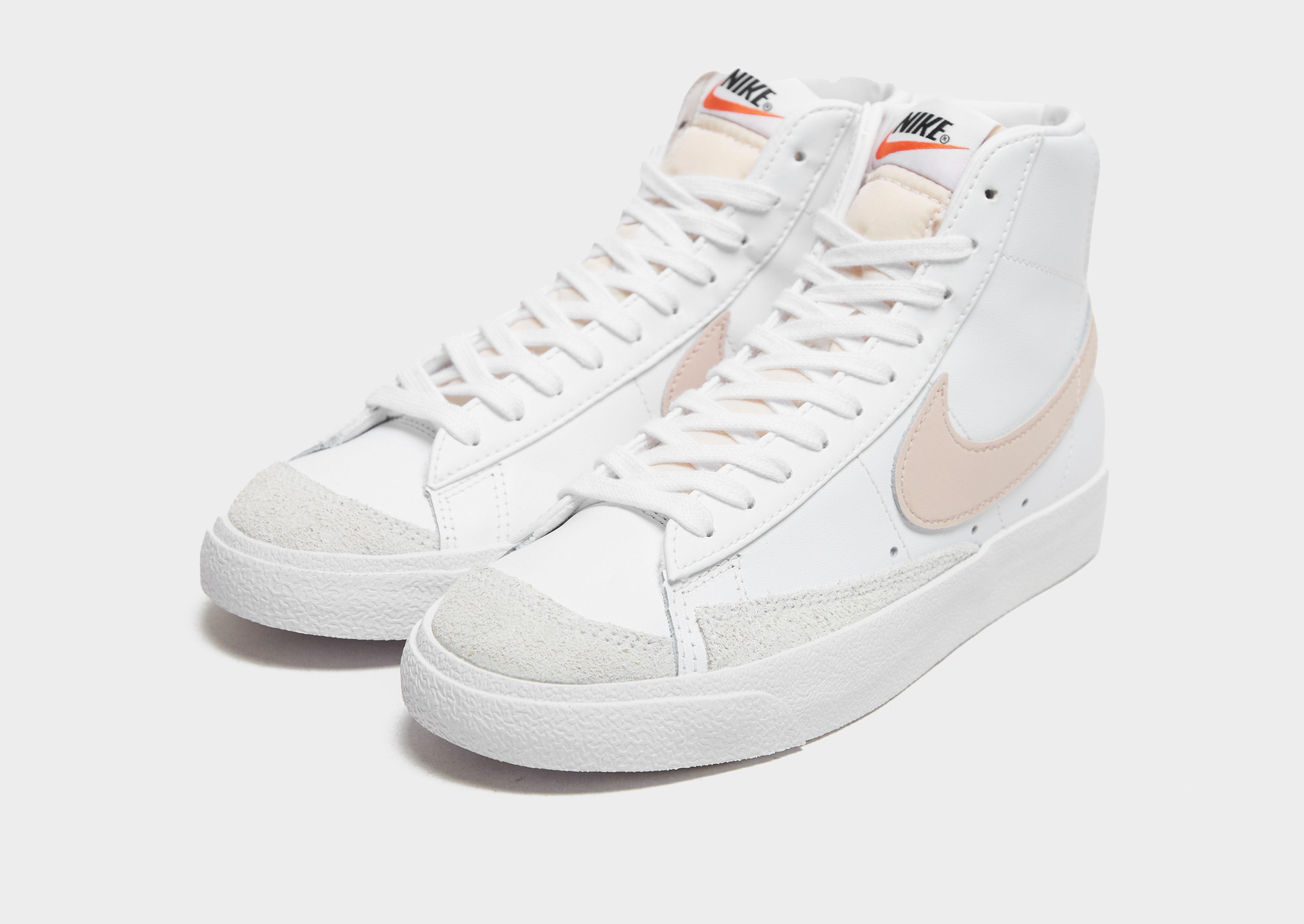 Дамски обувки NIKE BLAZER MID '77  CZ1055-118 Бял