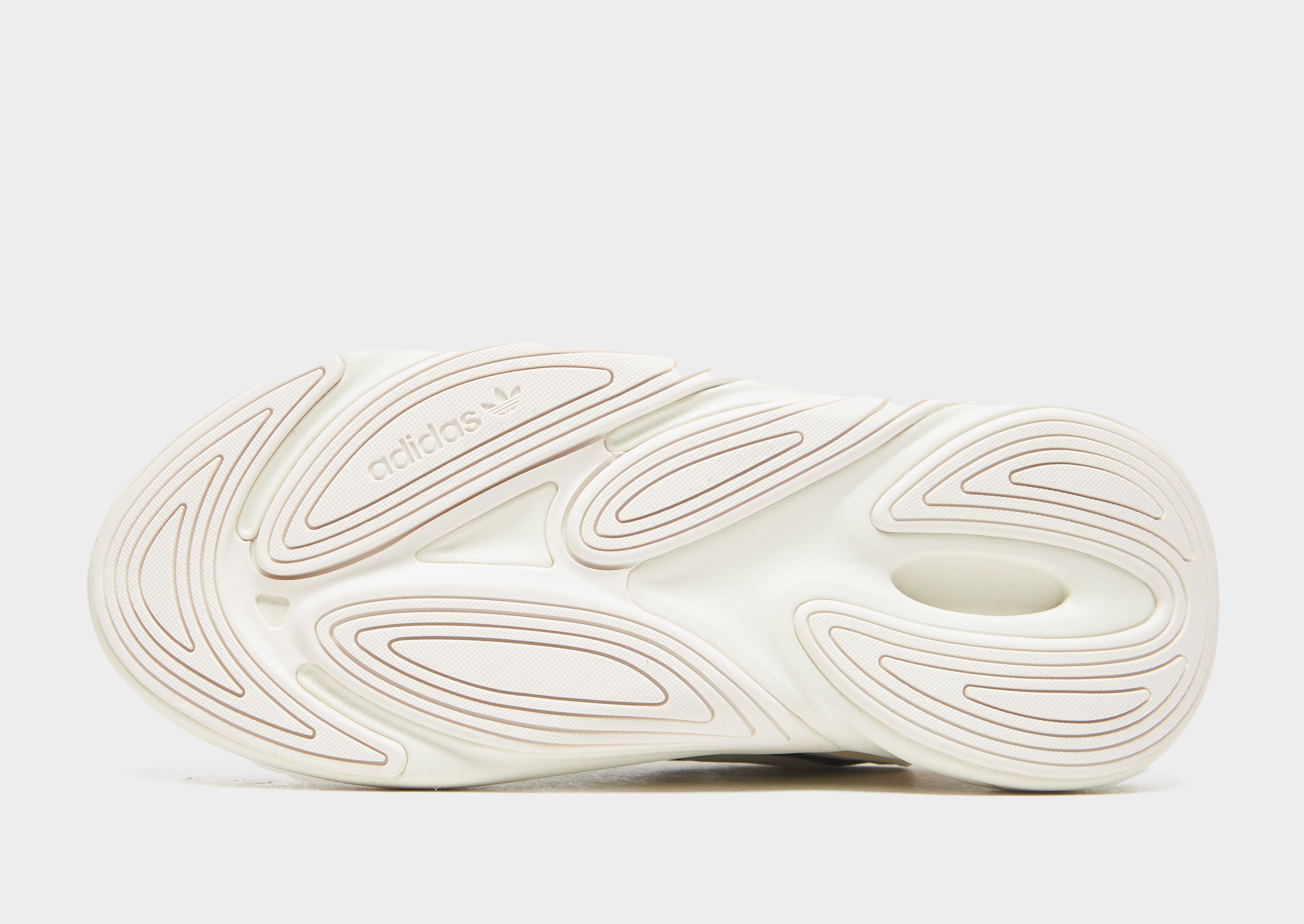 Buty sneakersy damskie ADIDAS OZELIA WOMEN'S  GY6194 Biały