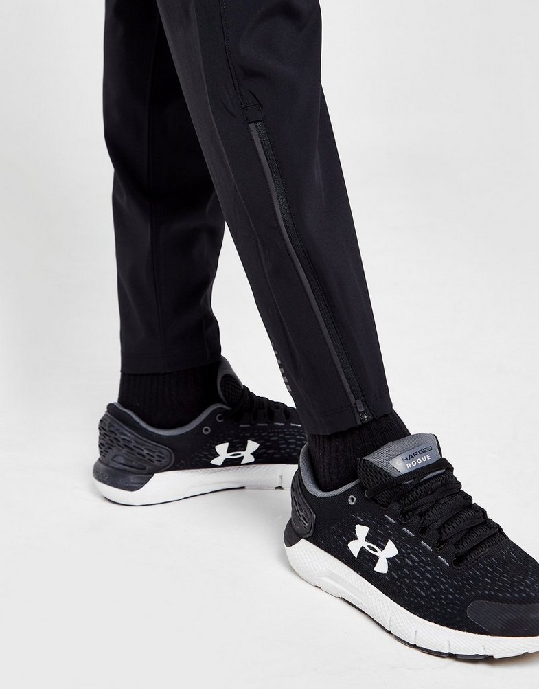 UNDER ARMOUR SPODNIE OUTRUN THE STORM PT BLK 1365669-001 Czarny