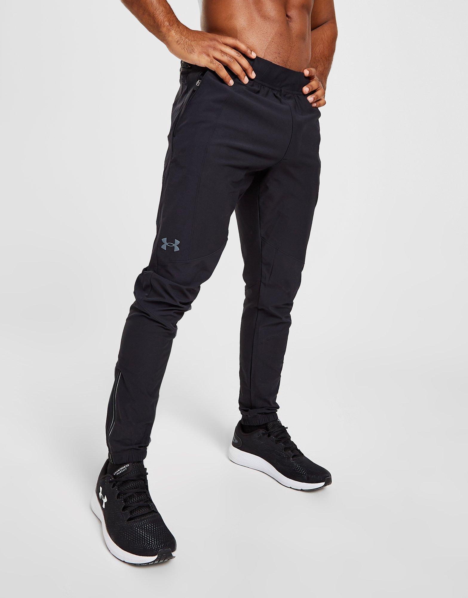 Pánske nohavice UNDER ARMOUR NOHAVICE  VANISH TRACK PANTS 1370149-002 Čierna