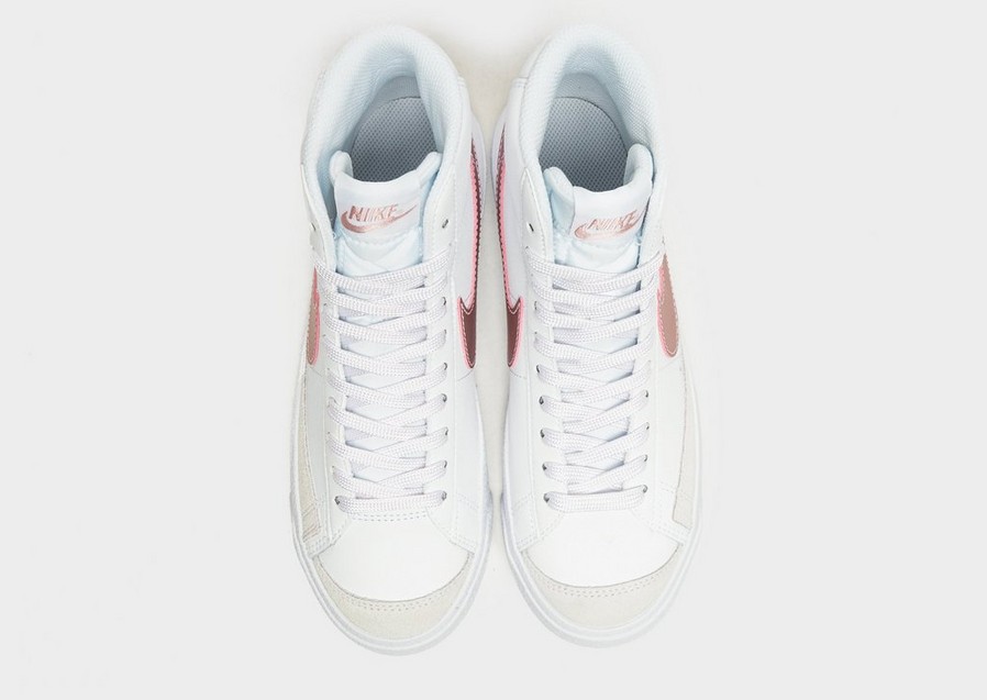 Gyerek sneakers NIKE BLAZER MID '77  DA4086-105 Fehér