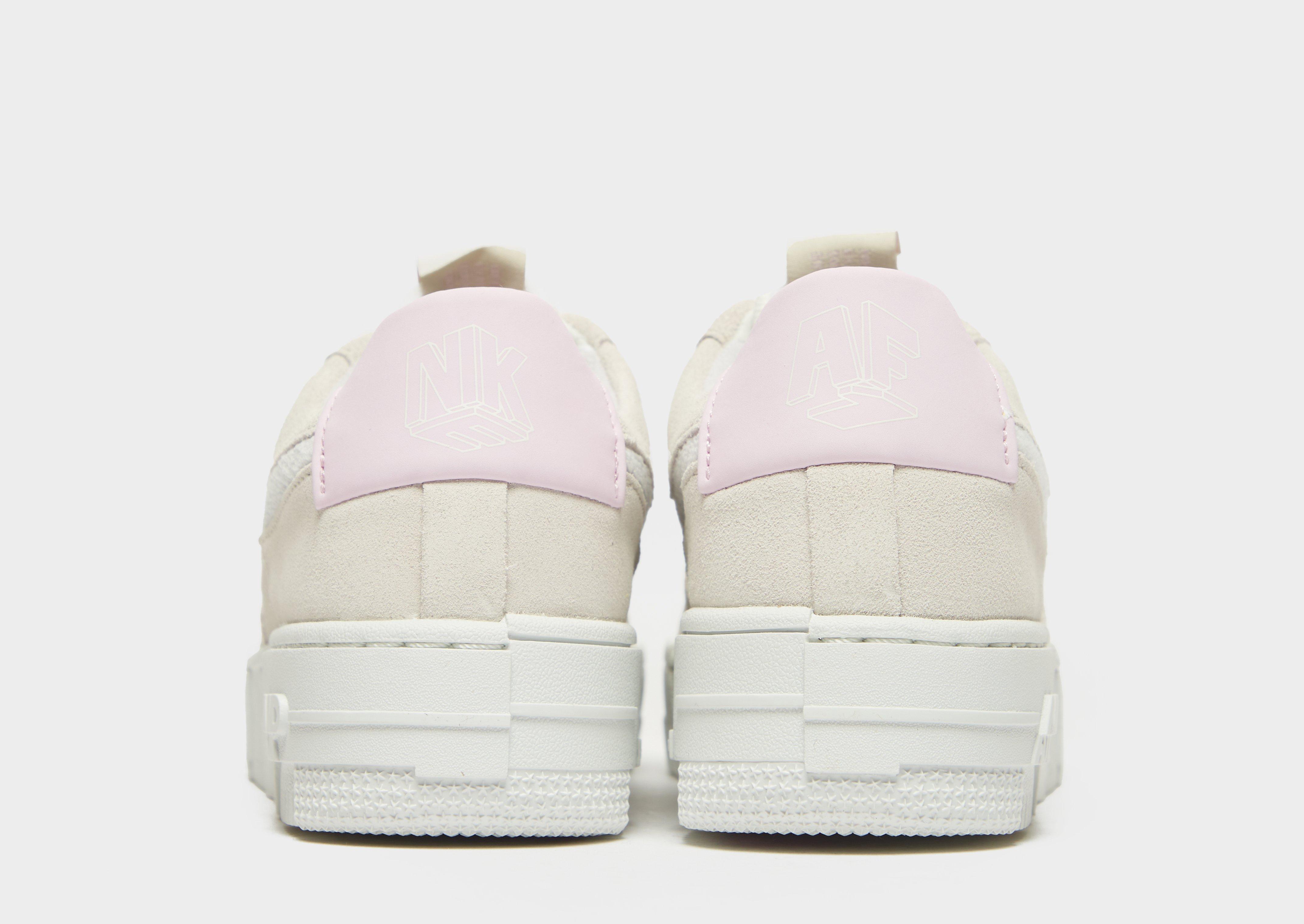 Дамски обувки NIKE AIR FORCE 1 PIXEL  DQ0827100 Бежов