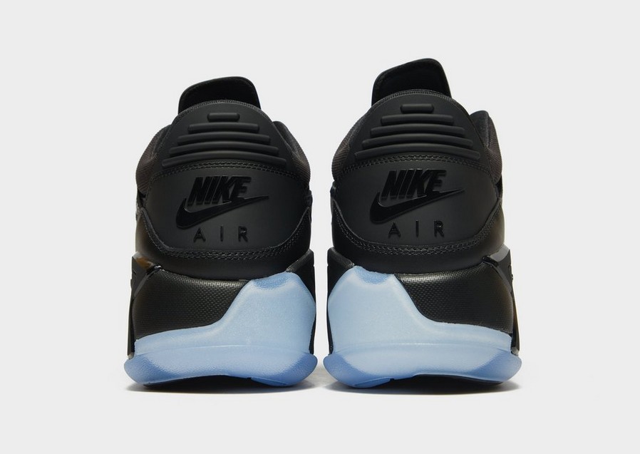 Adidași pentru bărbați JORDAN POINT LANE  CZ4166-003 Negru