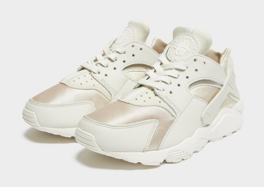 Dámske tenisky NIKE AIR HUARACHE  DQ0916001 Sivá