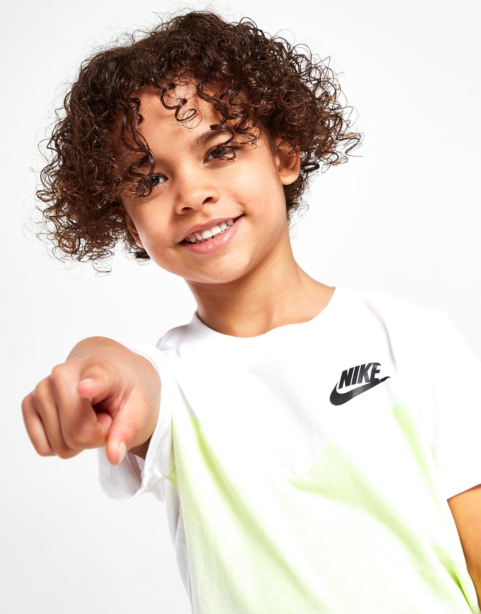 Детска тениска NIKE ТЕНИСКА COLOUR BLOCK CHEVRON ТЕНИСКА/SHORT 86J417E2I Черен