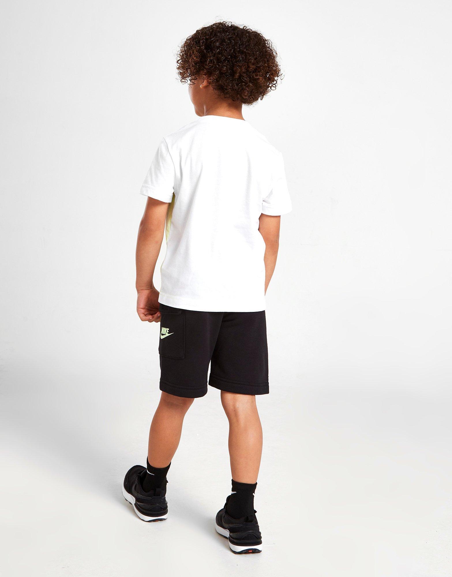 Детска тениска NIKE ТЕНИСКА COLOUR BLOCK CHEVRON ТЕНИСКА/SHORT 86J417E2I Черен