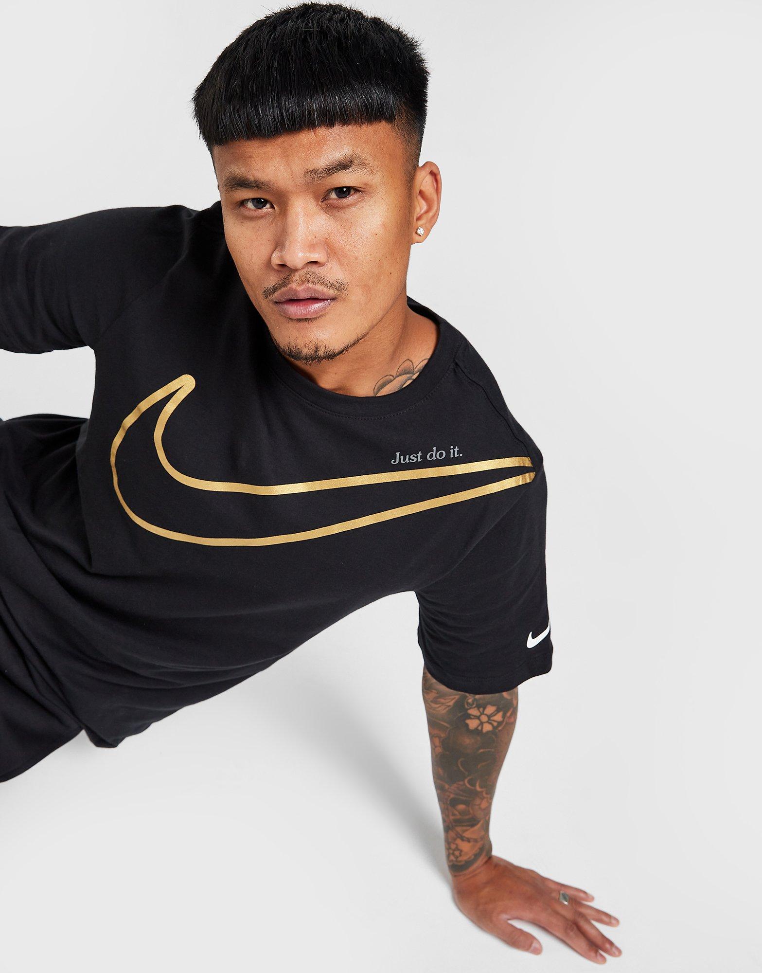 Tricou pentru bărbați NIKE TRICOU SWOOSH TRICOU DR9275010 Negru