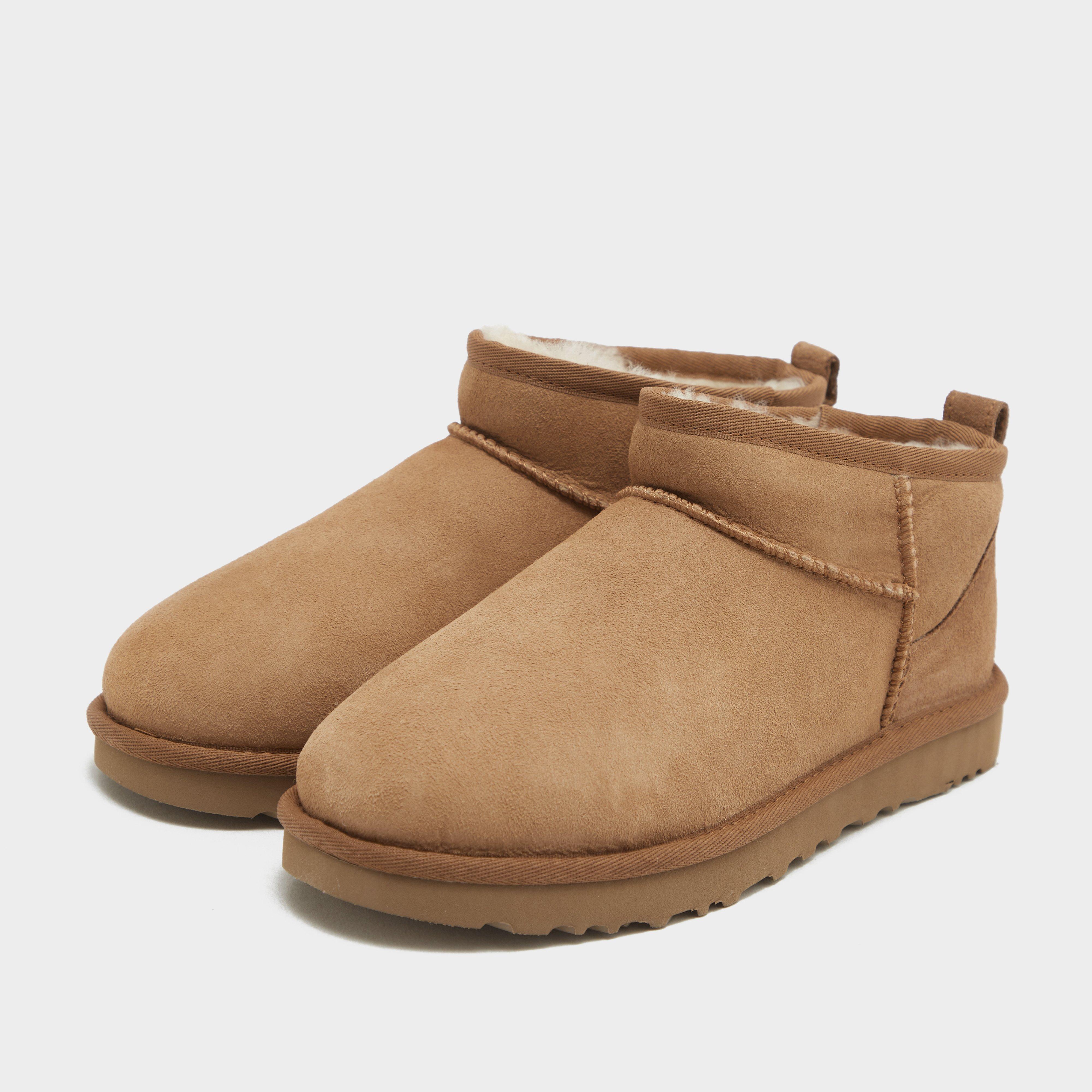 Női téli cipők UGG CLASSIC ULTRA MINI