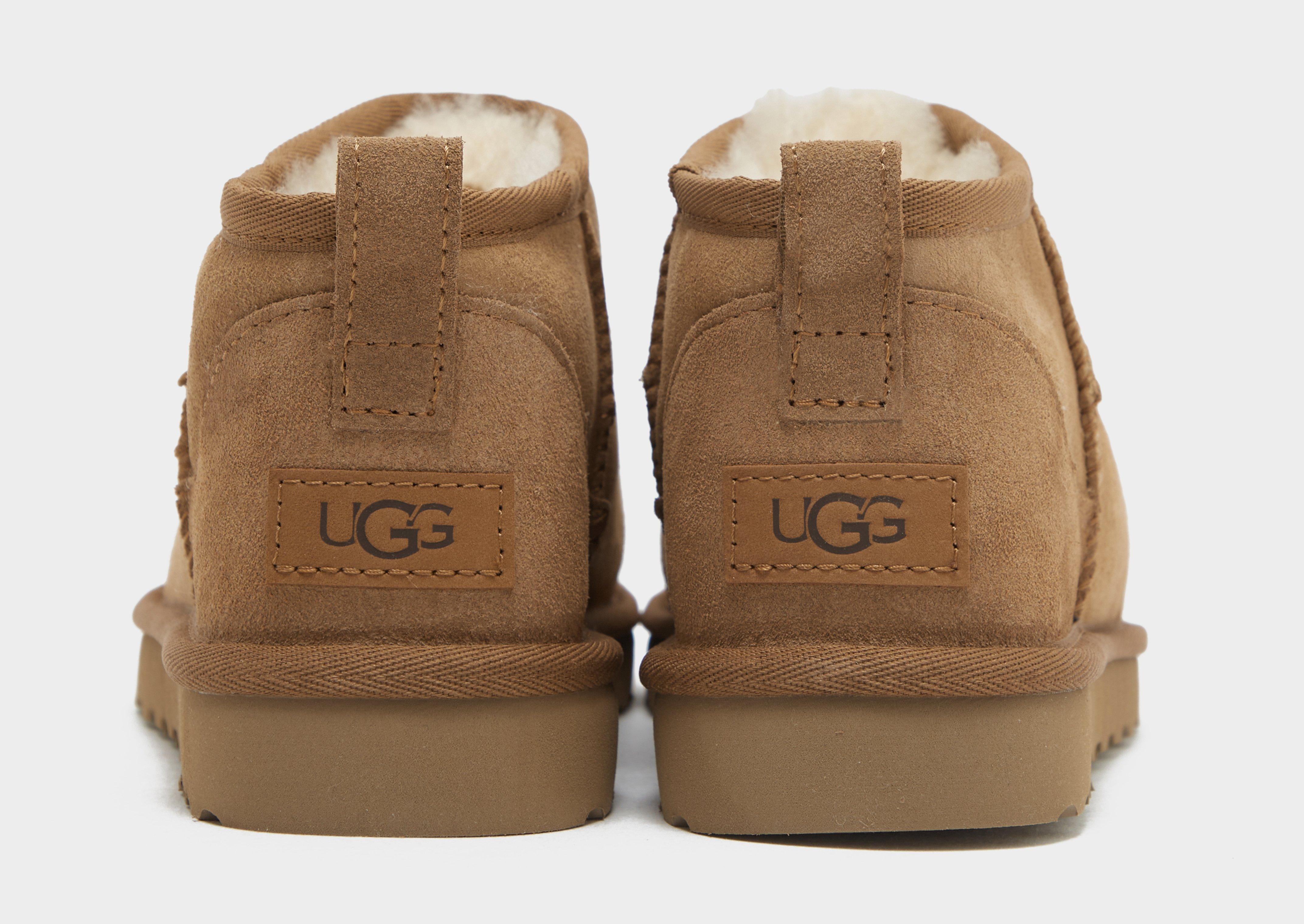Női téli cipők UGG CLASSIC ULTRA MINI 1116109-CHE Barna