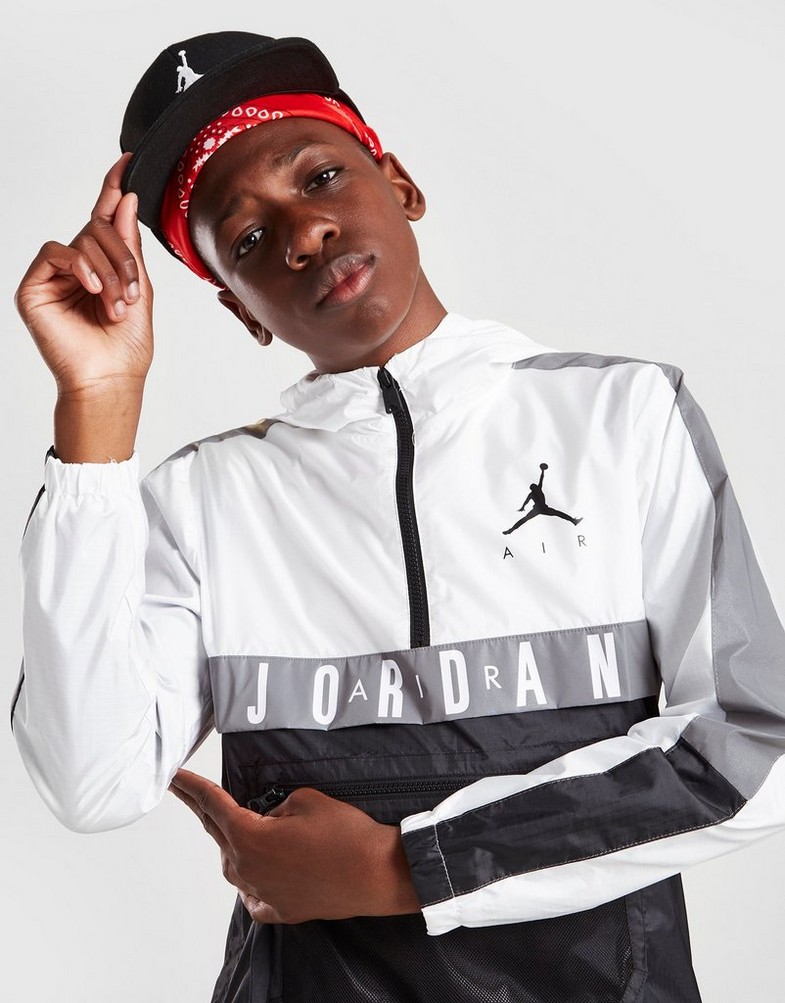 NIKE ORTALION COLOUR BLOCK WOVEN ANORAK JUNIOR 95B191001 Biały