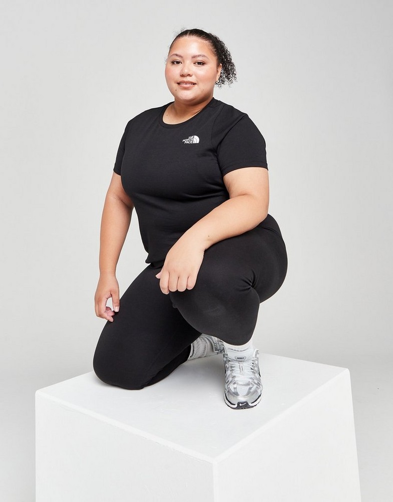 Koszulka, t-shirt damski THE NORTH FACE KRÓTKI RĘKAW PLUS SIZE SIMPLE DOME T-SHIRT NF0A7QZIJK31 Czarny