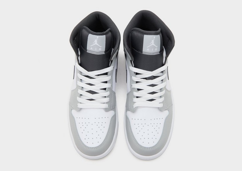 Air Jordan 1 Mid