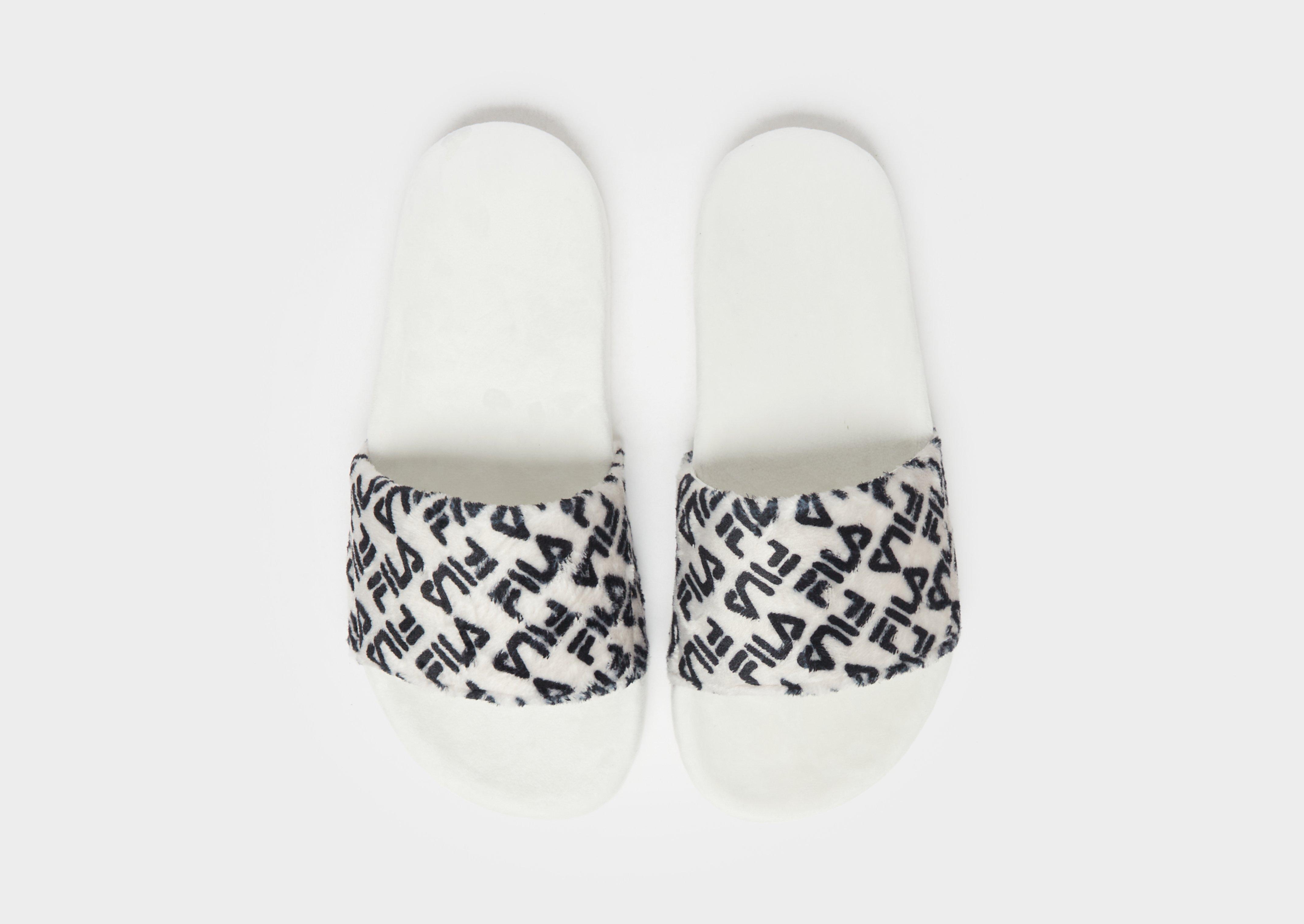 Дамски чехли FILA DRIFTER FLUFF SLIDES  5SM01766120 Бежов