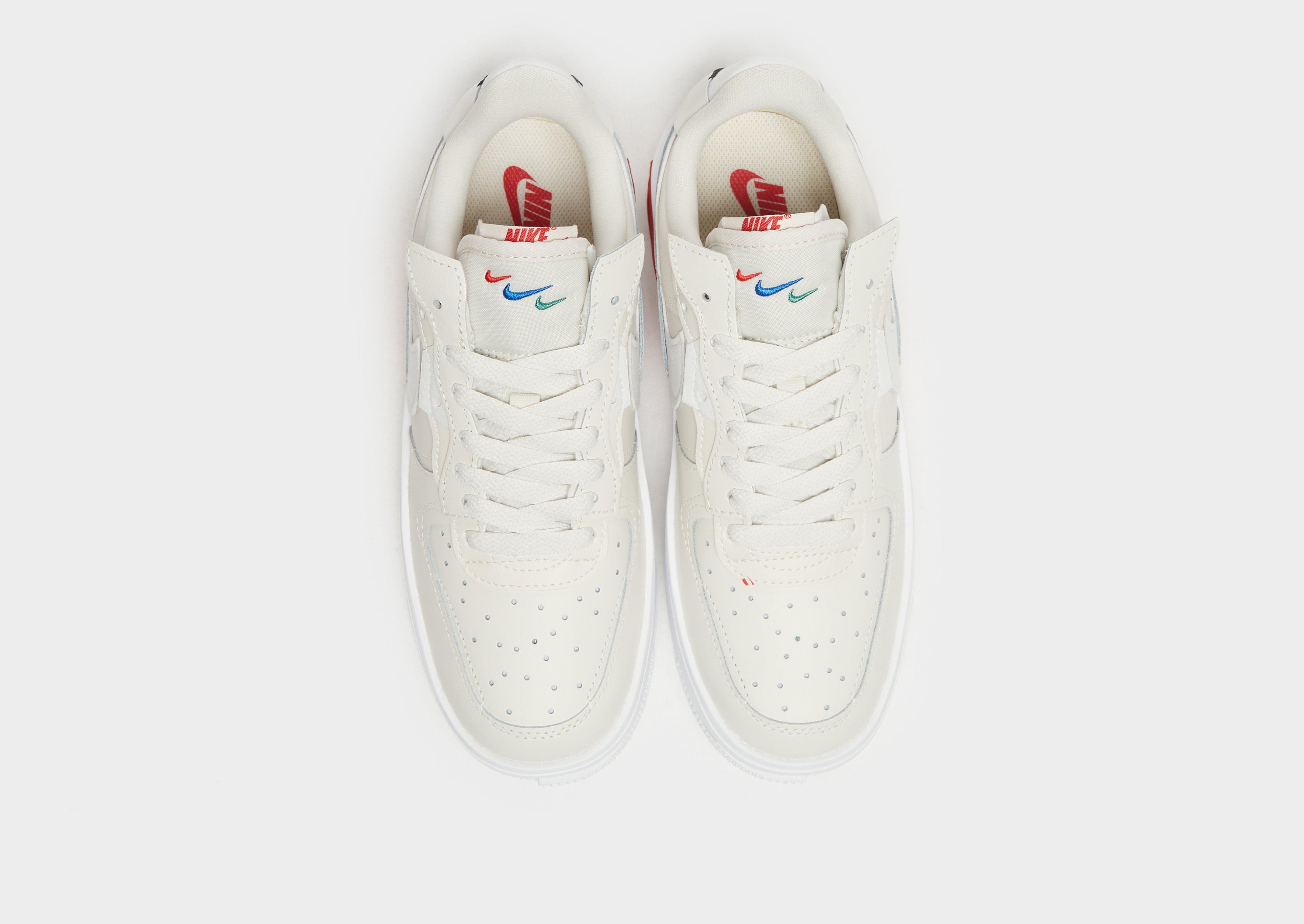 Adidași de damă NIKE AIR FORCE 1 FONTANKA DH1290-001 Bej