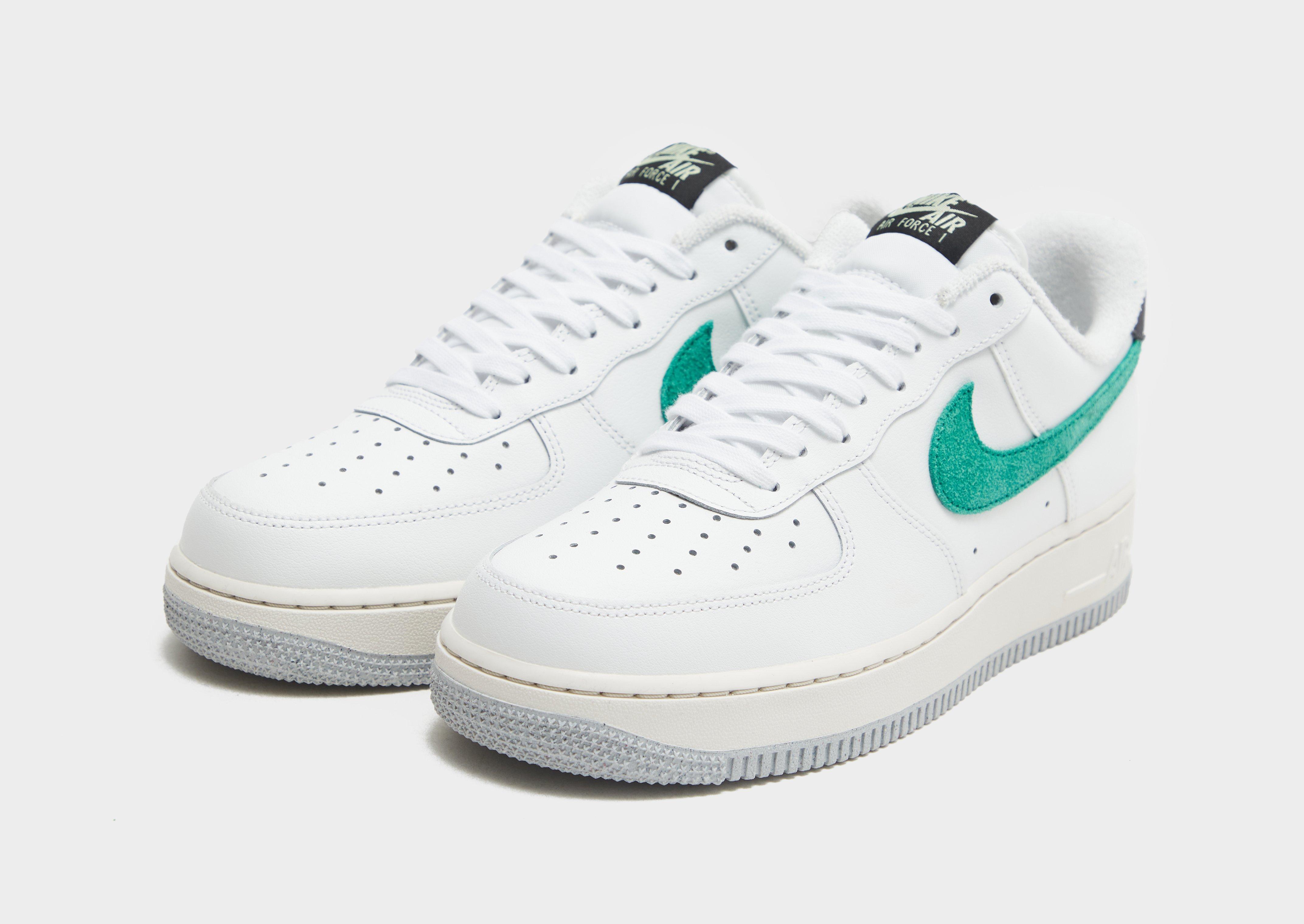Férfi sneakers NIKE AIR FORCE 1 '07 TPA DR8593-100 Fehér