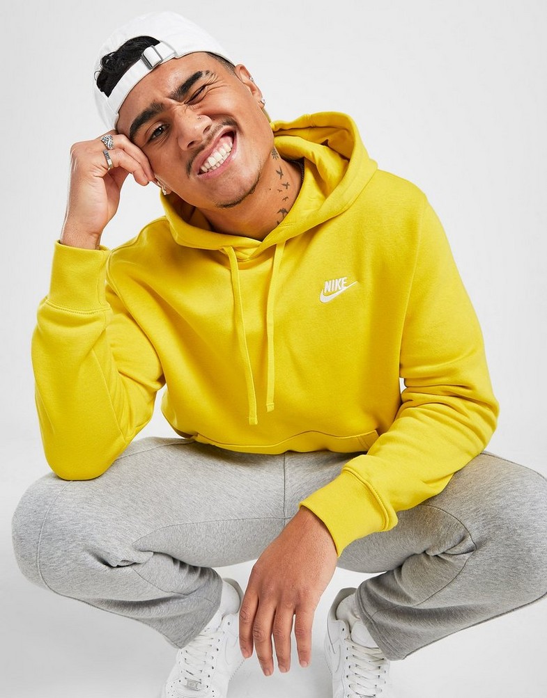 Bluza męska NIKE BLUZA Z KAPTUREM SPORTSWEAR CLUB FLEECE BV2654-709 Złoty